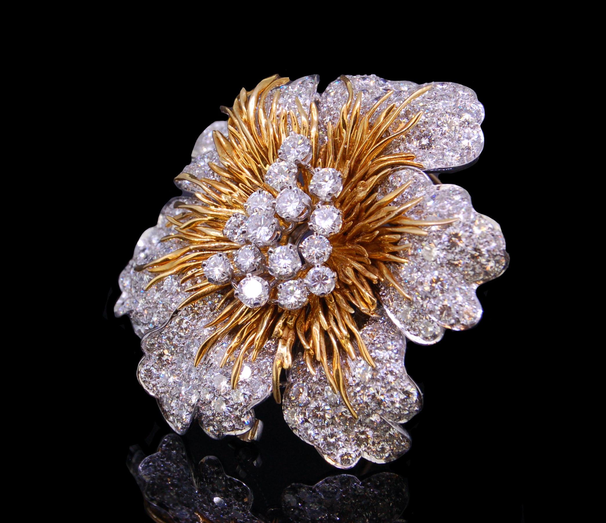 Retro Kutchinsky Flower Head Brooch 34 Carat For Sale