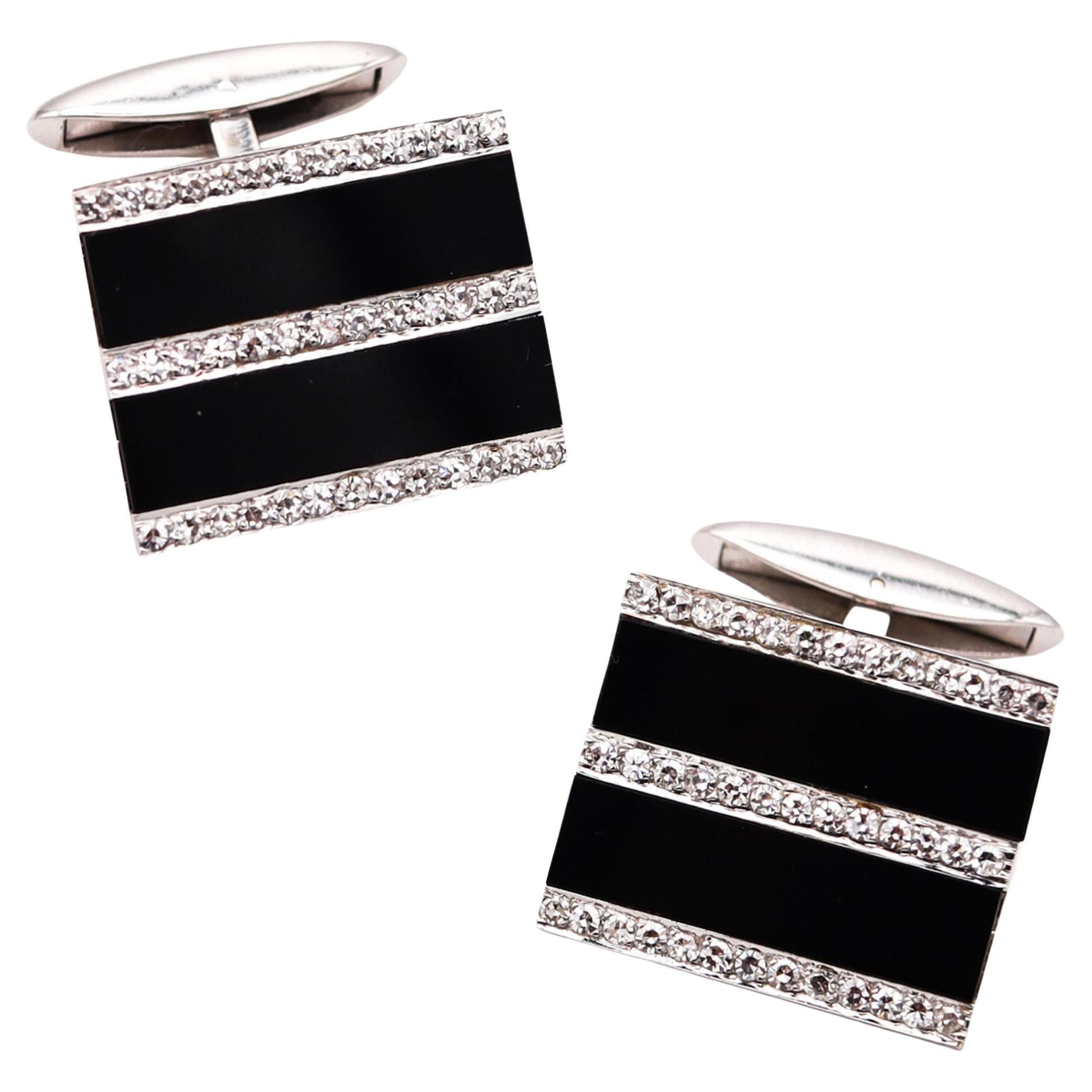 Kutchinsky London Pair of Cufflinks In 18Kt Gold With 2.34 Ctw Diamonds And Onyx For Sale