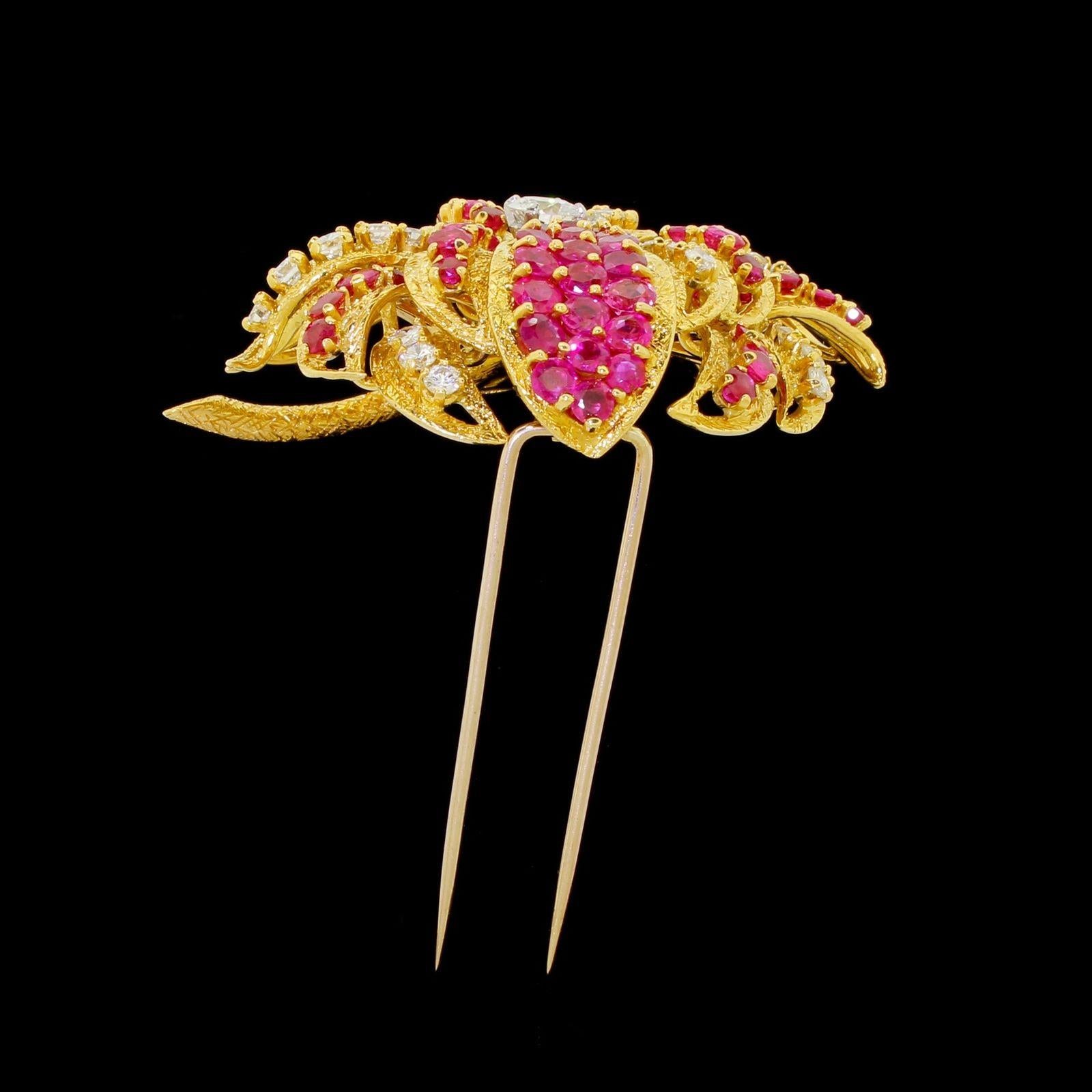 Kutchinsky Of London 18k Gold Diamant Rubin Floral Cluster Brosche 10,60 Karat  Damen im Angebot