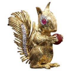 Broche Ardilla Kutchinsky de oro de 18 quilates, Londres, 1971