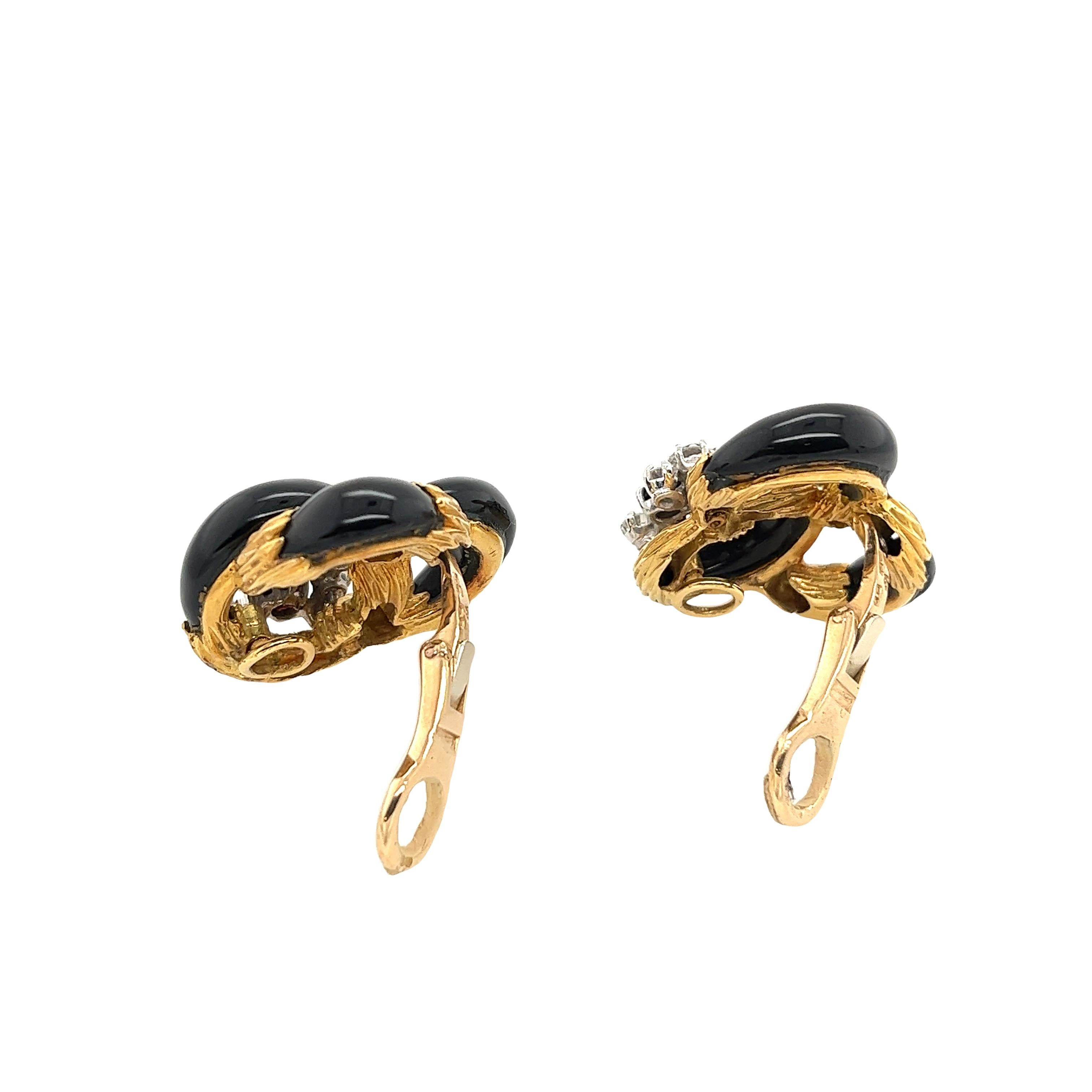 Round Cut Kutchinsky Vintage Diamond Earrings Black Enamel Set In 18ct Yellow Gold For Sale