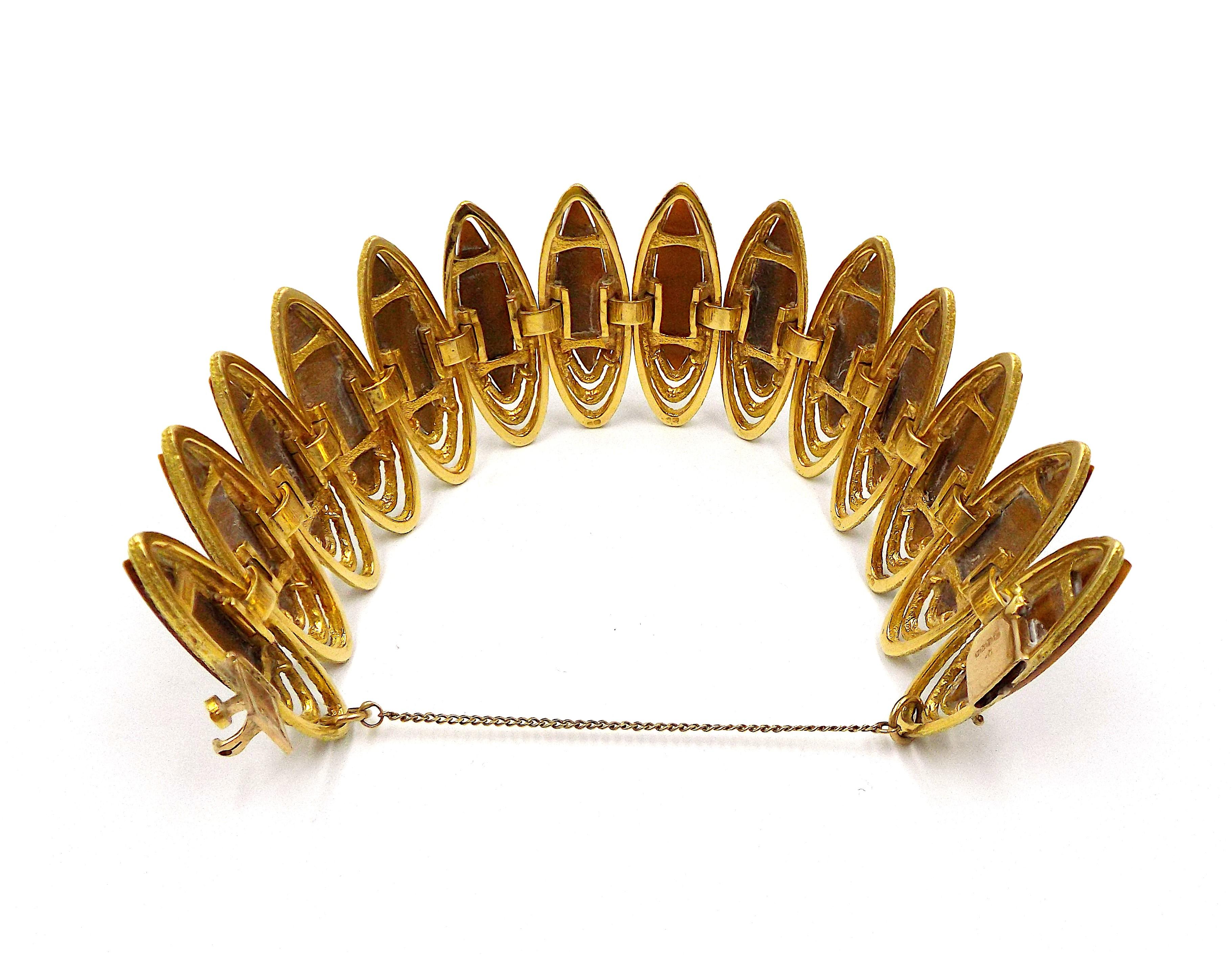 Kutchinsky Vintage Tiger Eye 18K Yellow Gold Bracelet In Good Condition For Sale In New York, NY