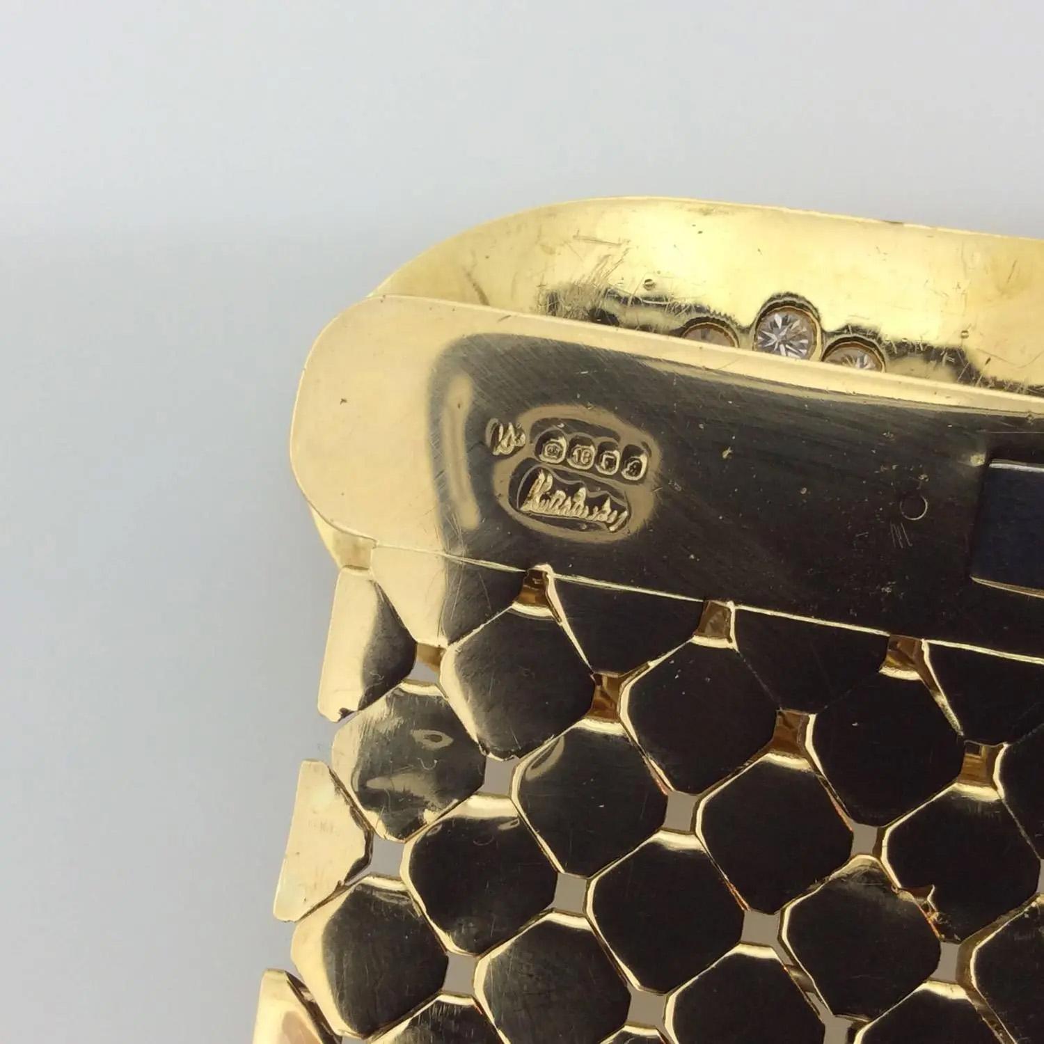 Kutchinsky Breites Smaragd-Diamant-Goldschnalle-Armband aus 18 Karat Gelbgold Damen im Angebot
