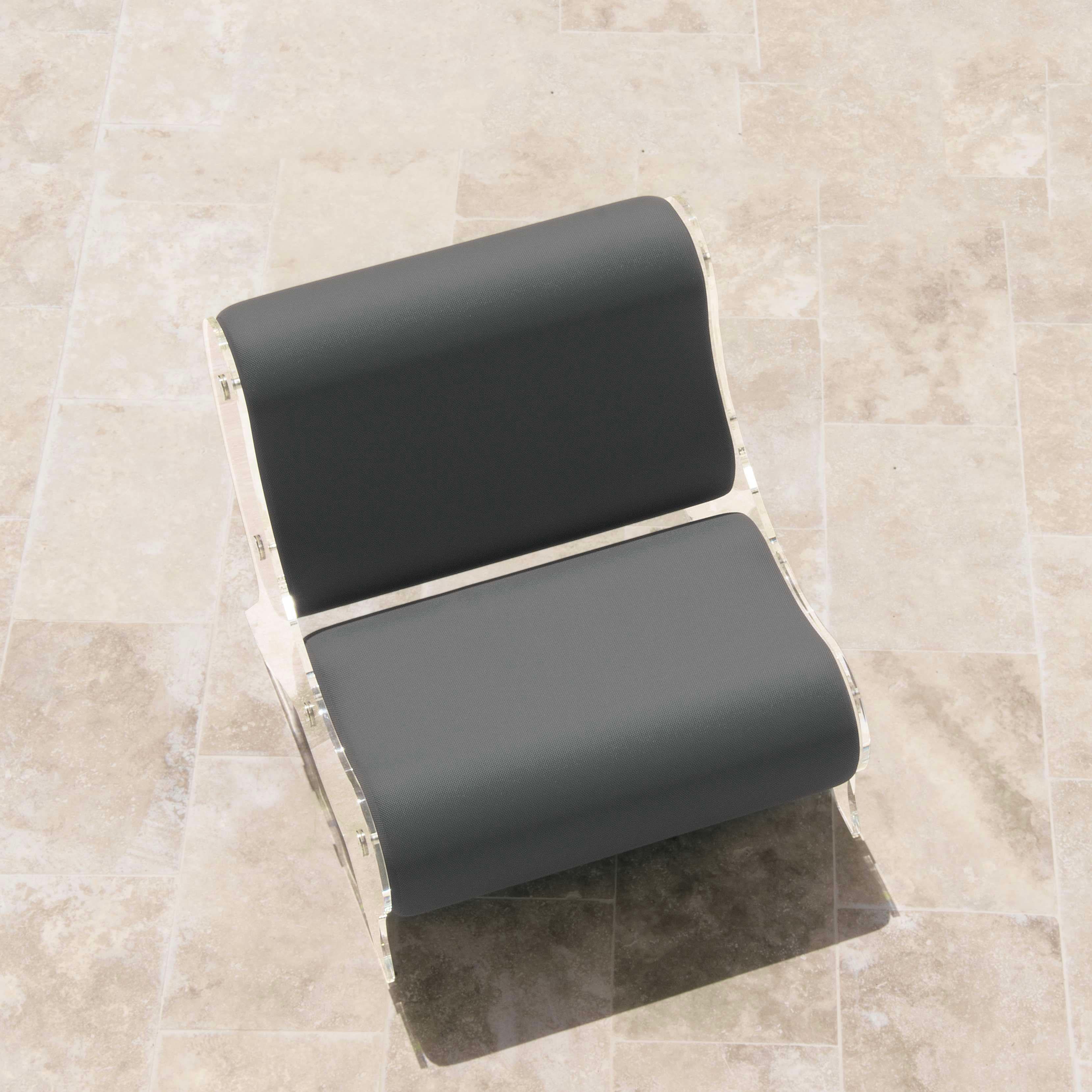 Poltrona KUUMO di MW Designer Furniture con schiuma e tessuto 3D in vendita 4