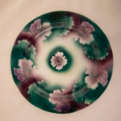 Piatto in ceramica Kuznetsov, Russia, inizio XX secolo