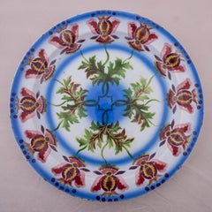 Piatto in ceramica Kuznetsov, Russia, inizio XX secolo