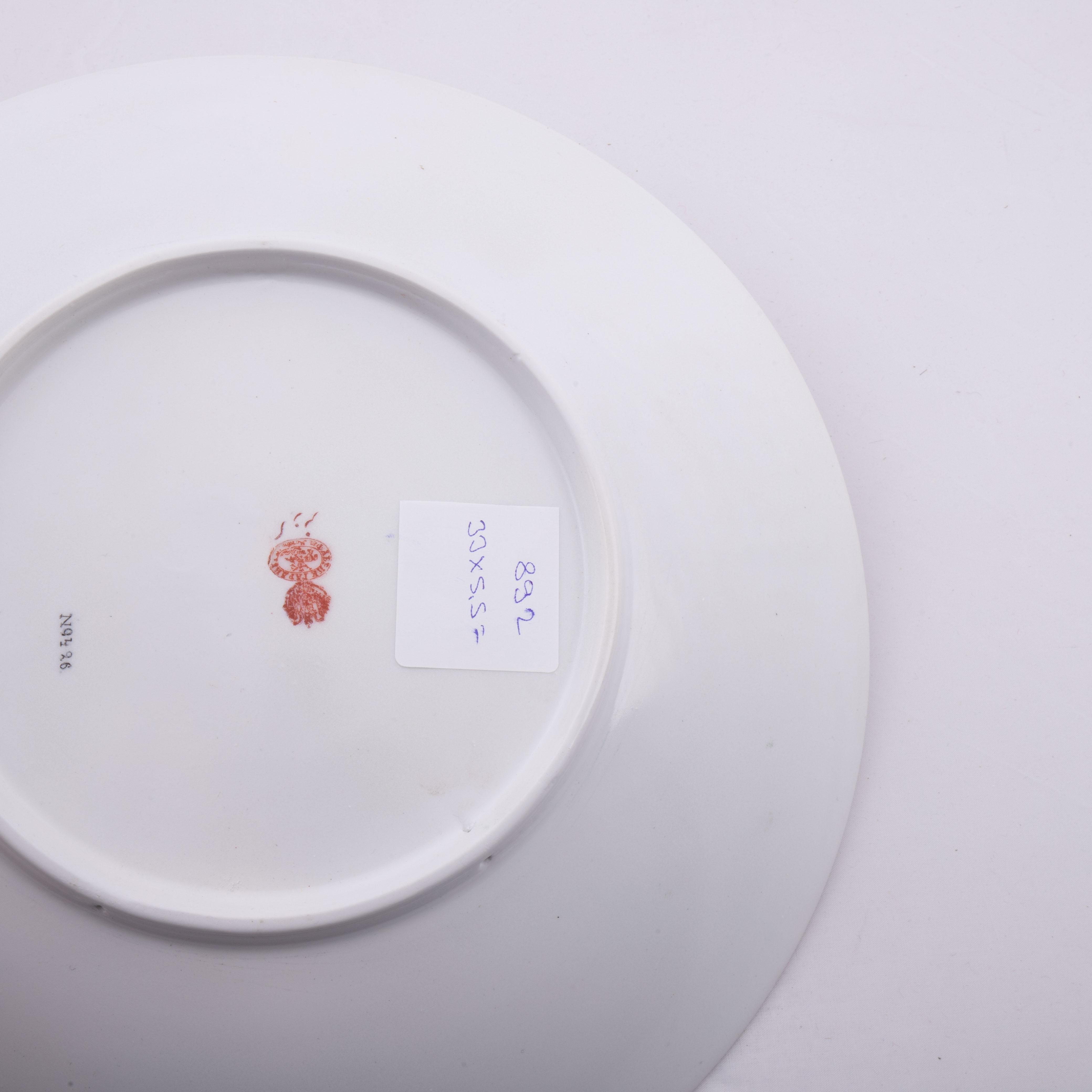 Piatto in ceramica Kuznetsov, Russia, inizio XX secolo in vendita 1