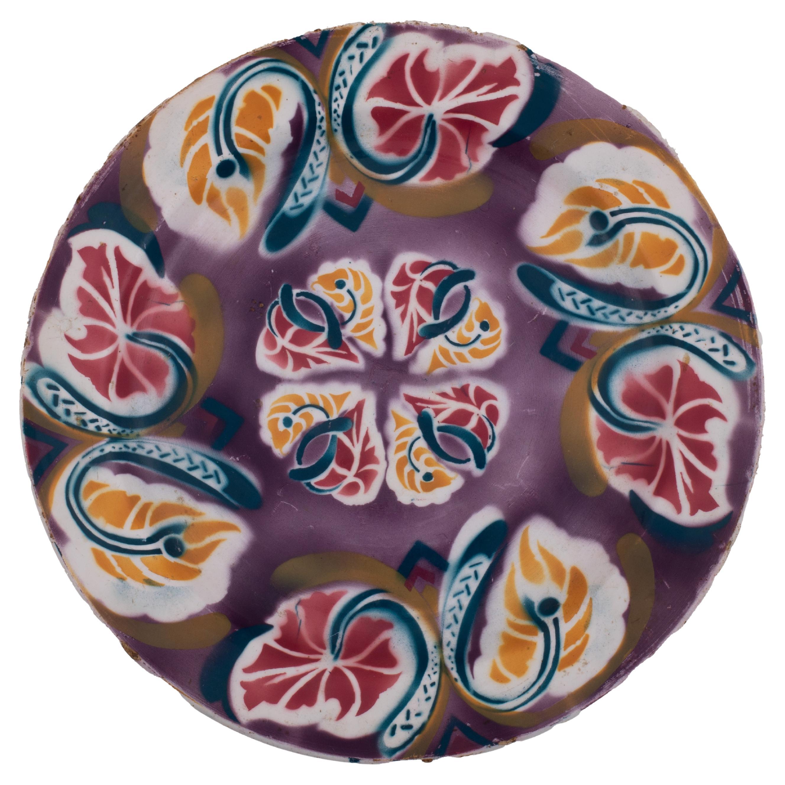 Assiette en céramique Kuznetsov, Russie, début du 20e siècle