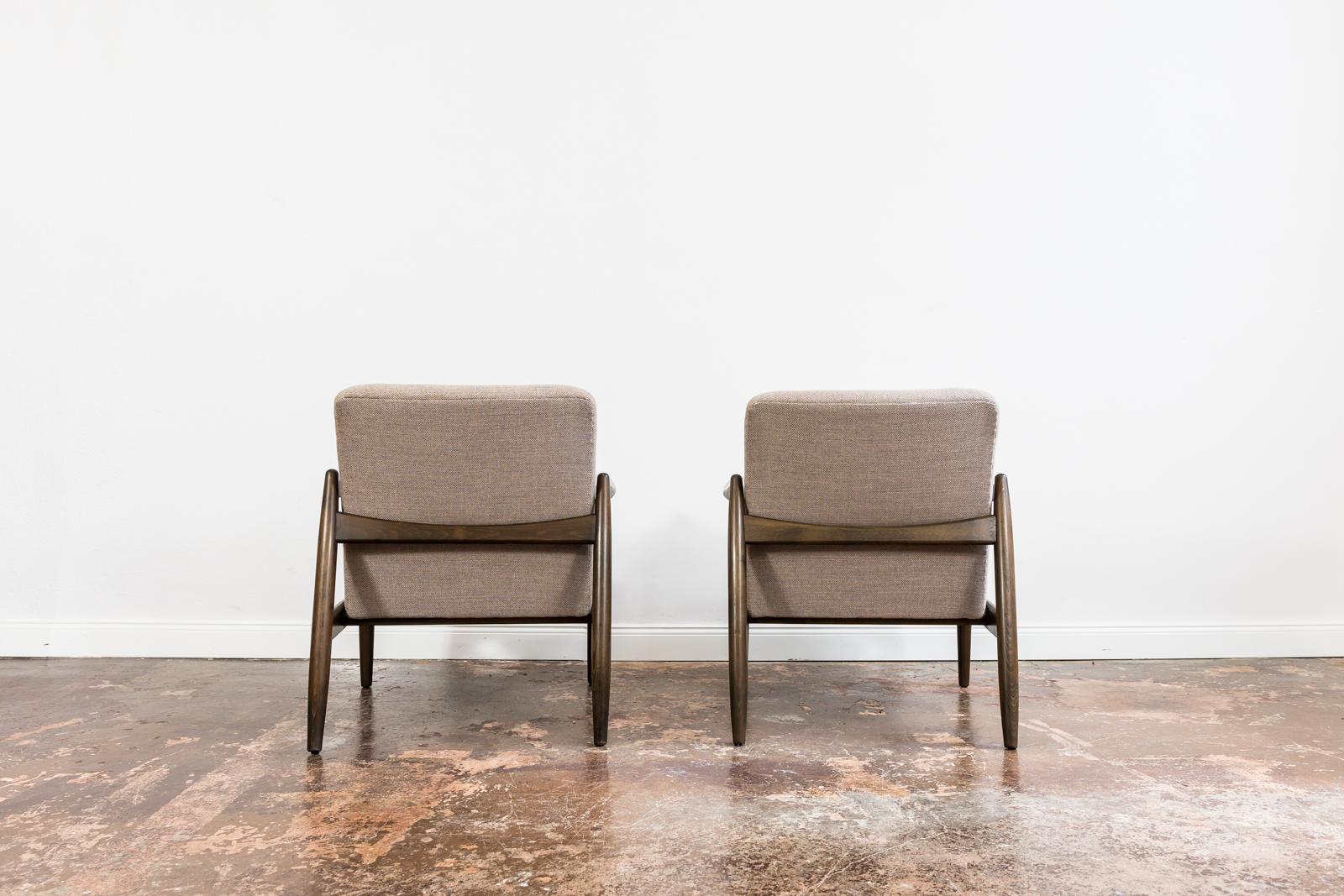 Mid-20th Century  Customizable Pair of Armchairs GFM64 by Edmund Homa in Kvadrat, 1960s For Sale