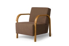 Sedia da salotto Brown ARCH in Oak, tessuto Kvadrat/Hallingdal & Fiord di Mazo Design