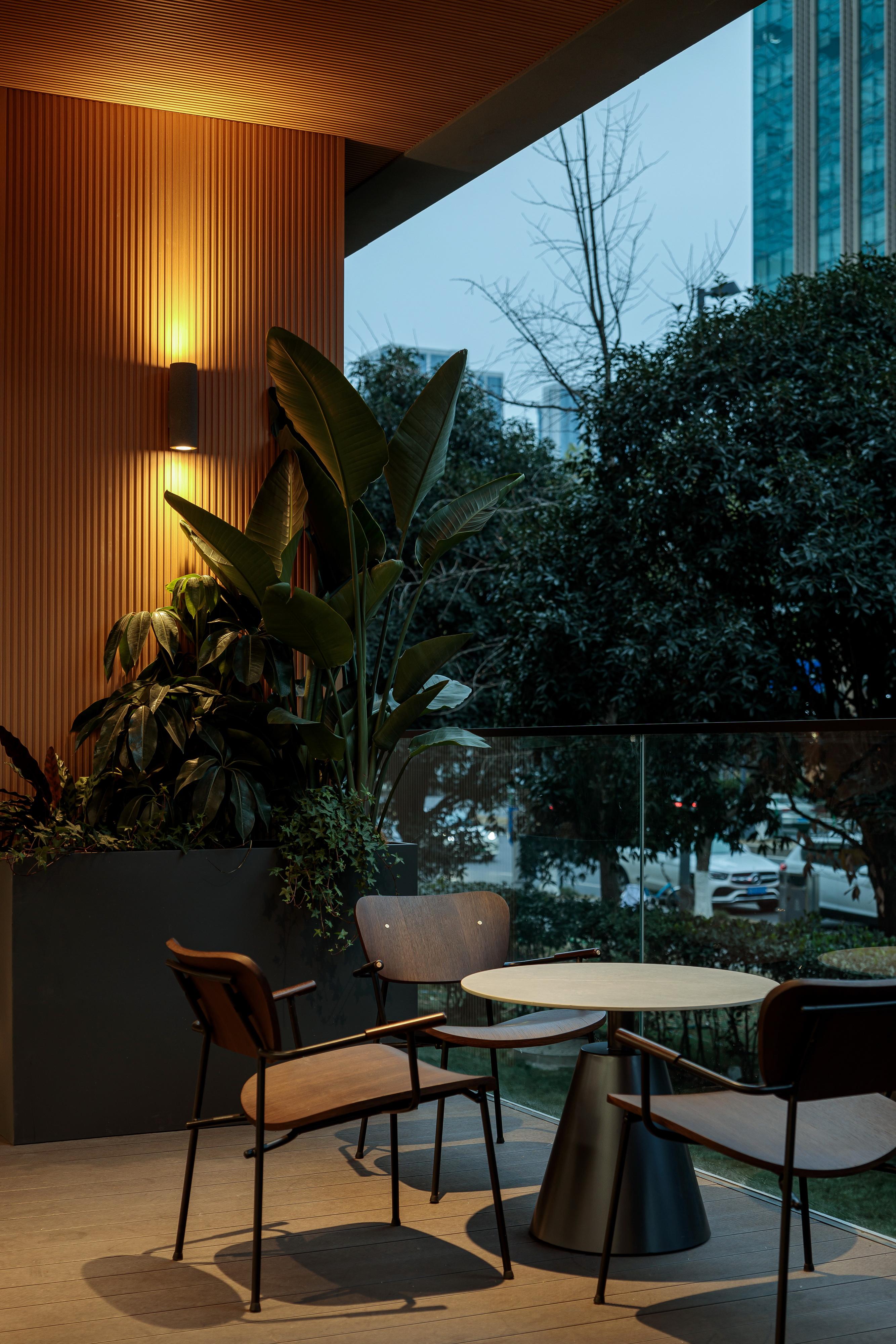 KVN x Matsu Colección Nomadic de Joeri Reynaert - Sillón Nomad Horns en Nuevo estado para la venta en Gomaringen, DE