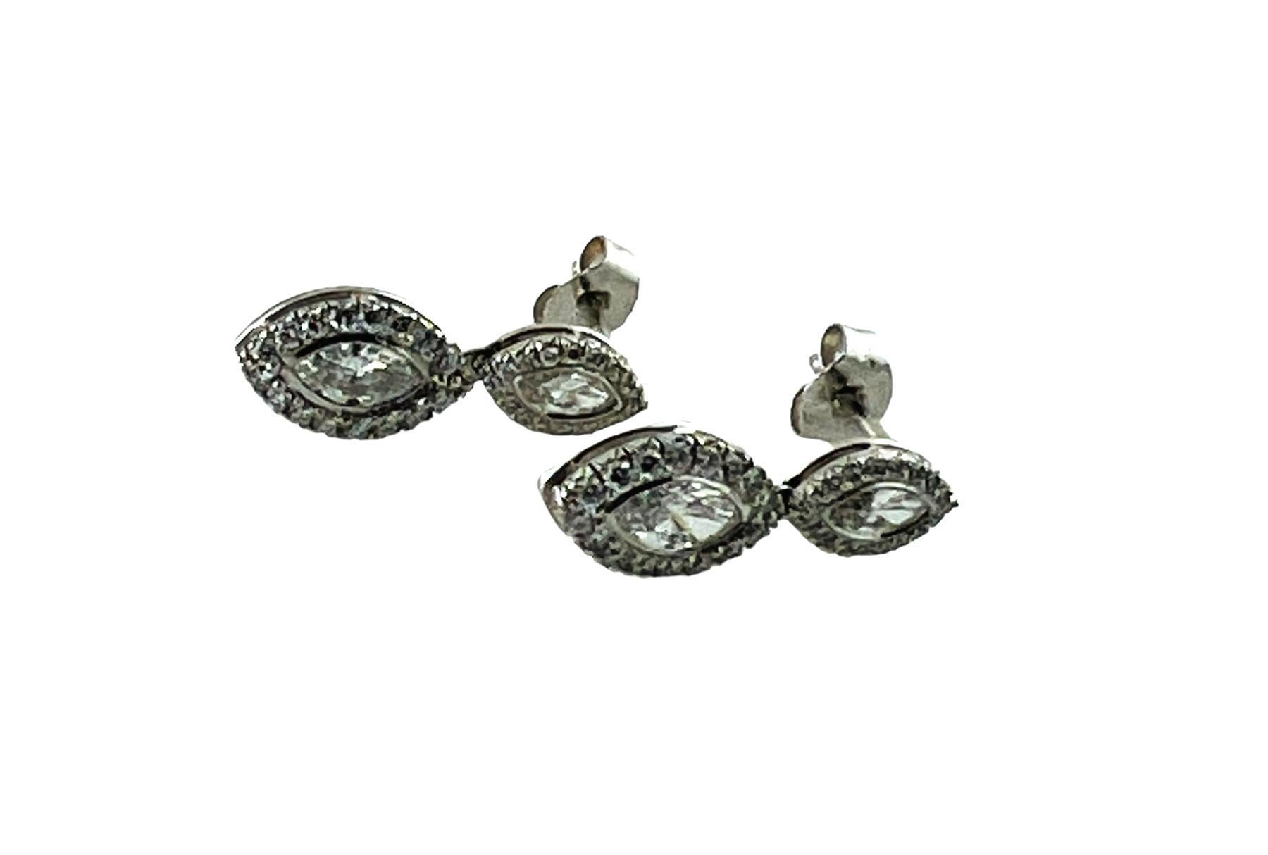 Women's Kwait Platinum 18K White Gold Marquis Diamond Dangle Earrings #17044 For Sale