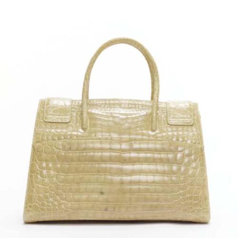Donna KWANPEN borsa in pelle squamata beige con fibbie laterali a scatto in vendita