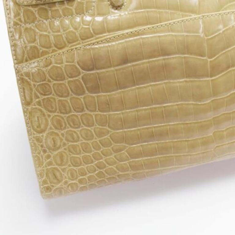 KWANPEN borsa in pelle squamata beige con fibbie laterali a scatto in vendita 3