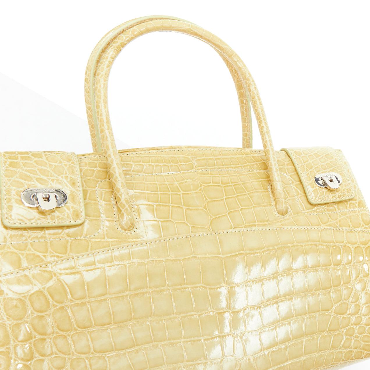 KWANPEN Crest Classic Droplet glossy beige scaled leather turnlock tote bag 2