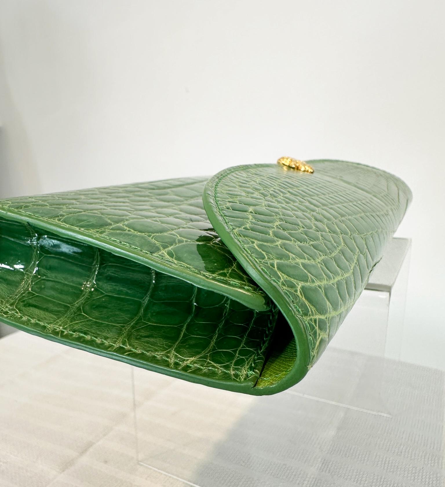 Kwanpen Grass Green Crocodile Long Clutch Handbag with Gold Hardware 3