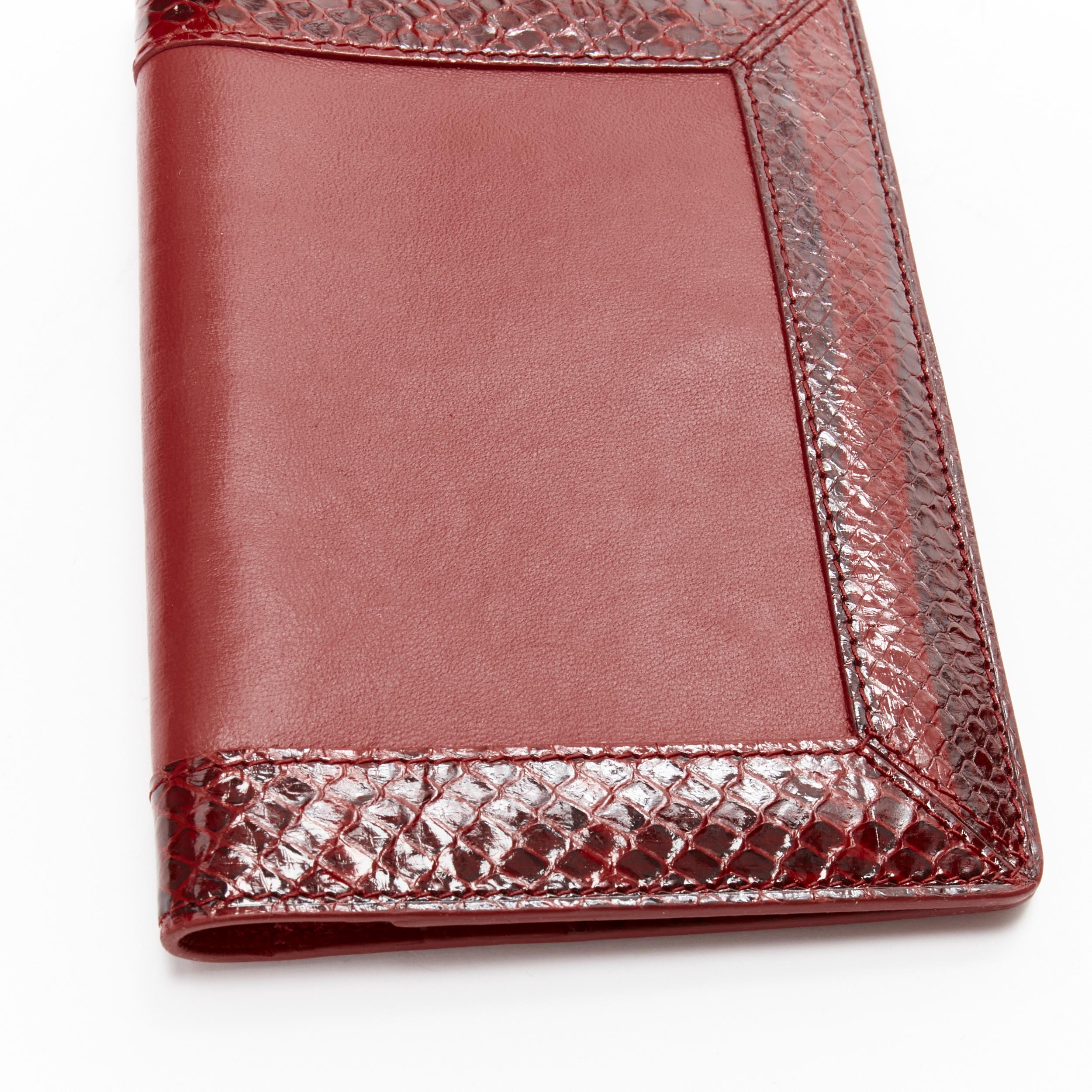 KWANPEN red glossy scaled leather trim bifold passport card holder For Sale 2