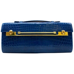 Kwanpen Tanzanite Raffles 1819 Clutch - Current Season
