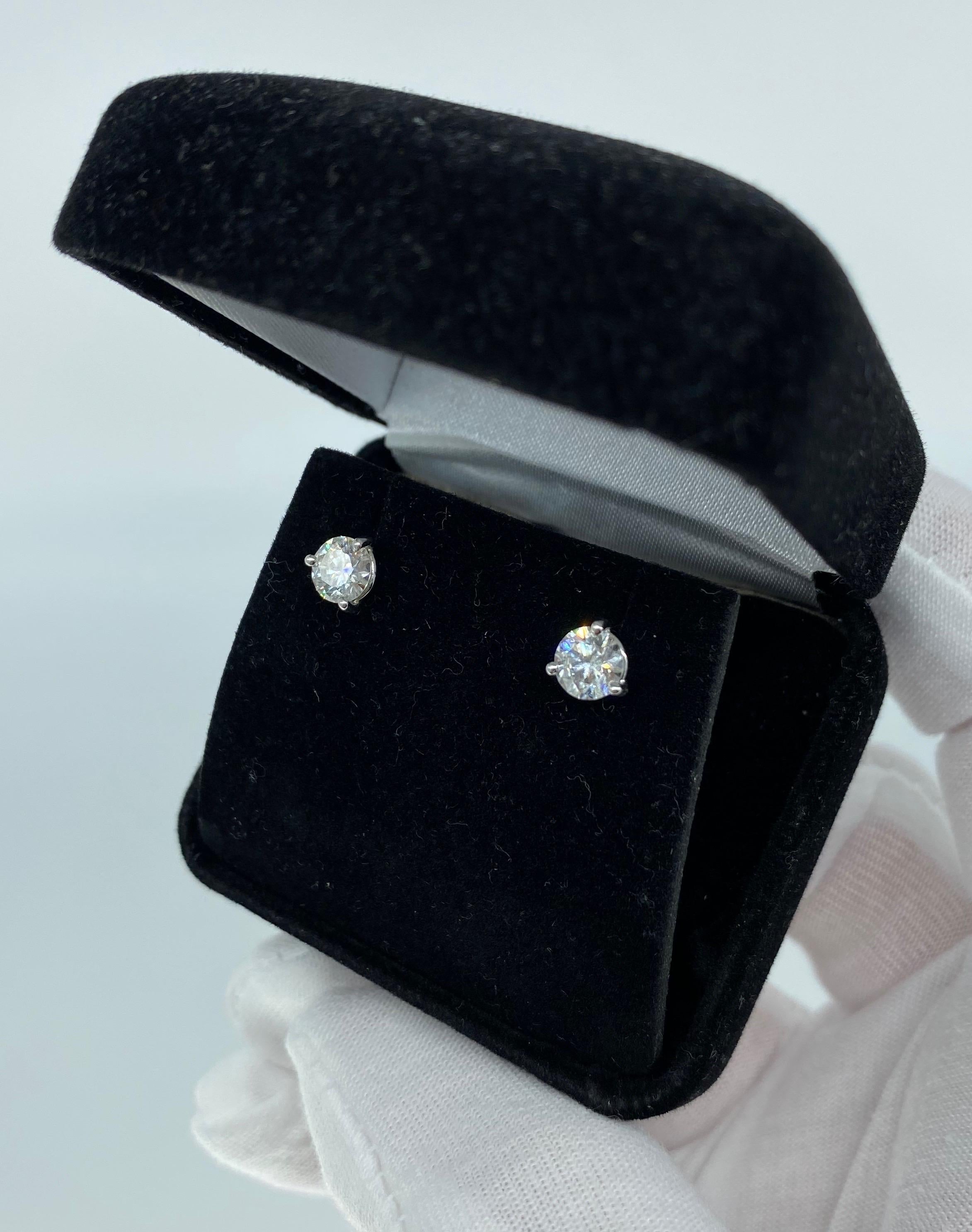 Kwiat 1.32 Carat Diamond Elegant Stud Earrings Platinum 1