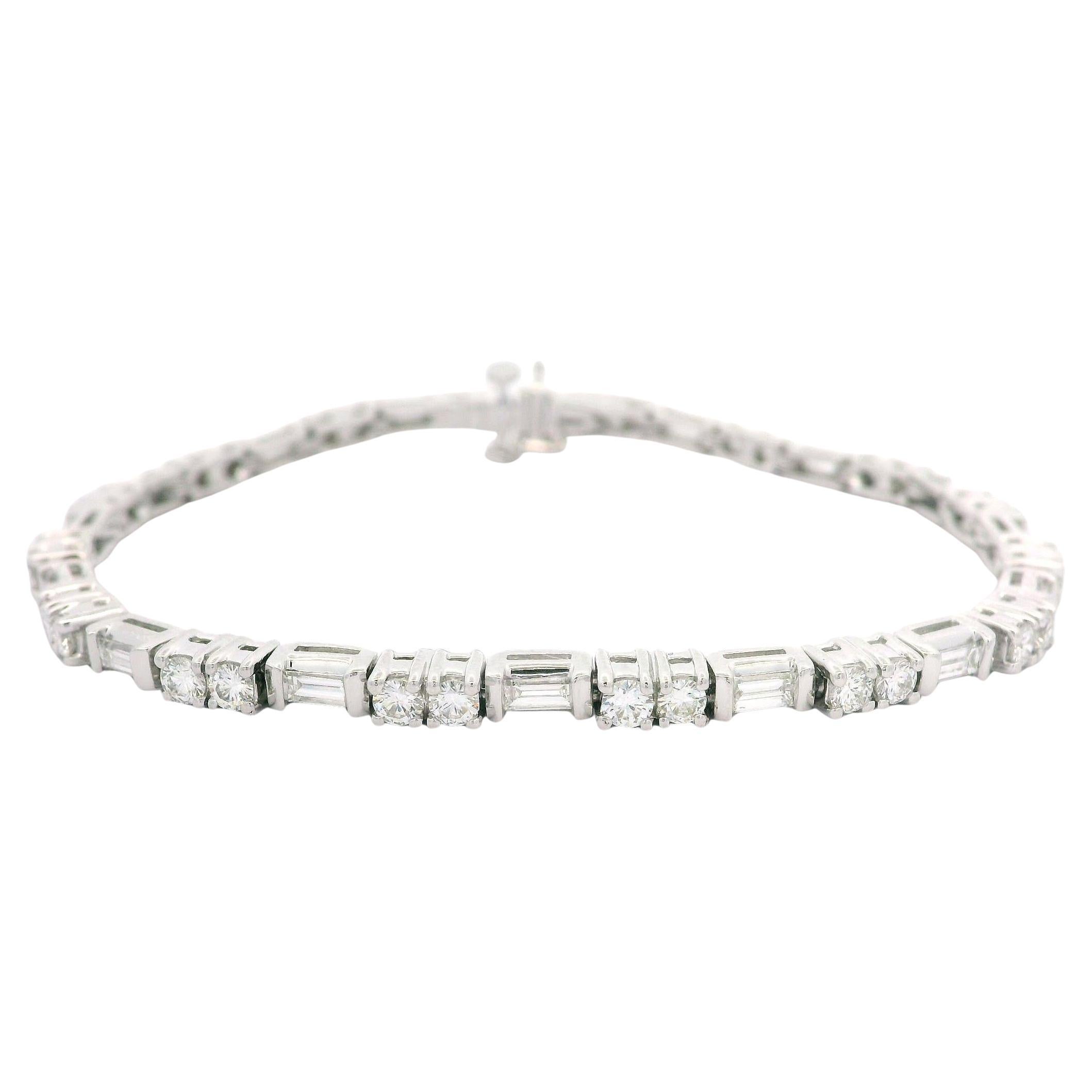 Bracelet tennis Kwiat en or blanc 18 carats avec diamants baguettes et ronds de 3,25 carats