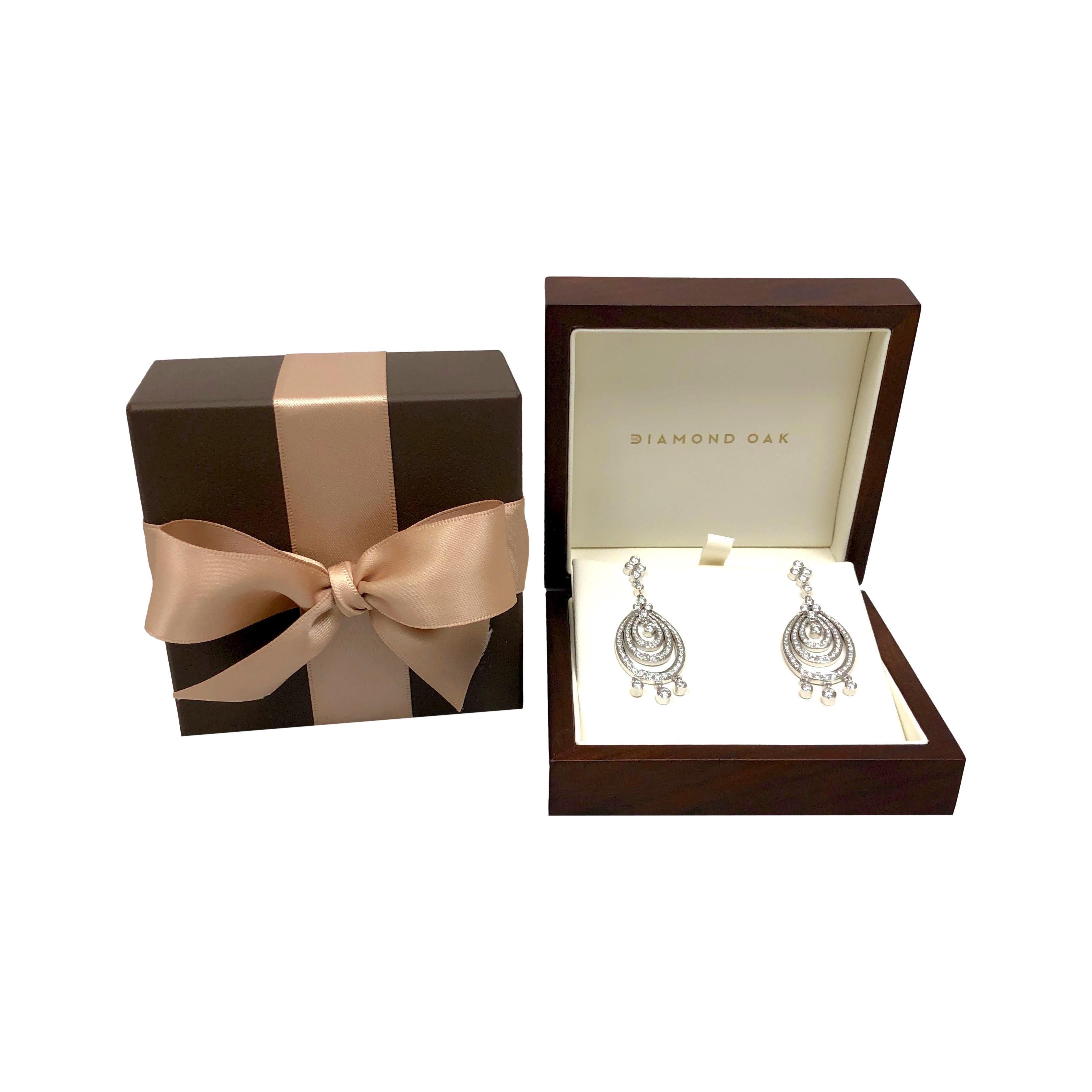 Kwiat 18K White Gold Chandelier 3.00ct TW Round Diamond Dangle Drop Earrings For Sale 2