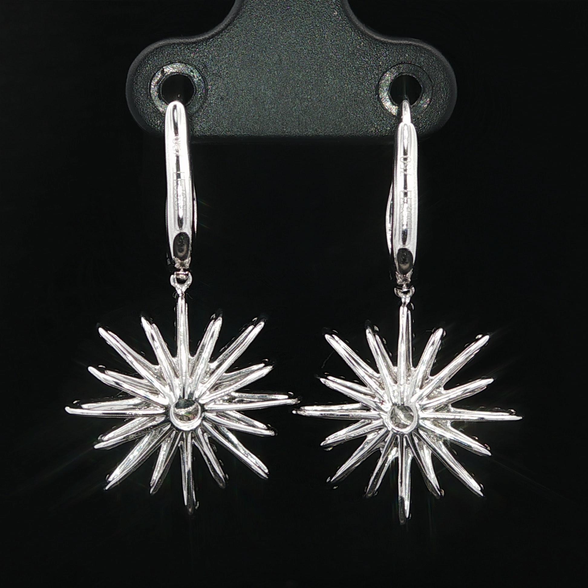 Donna Kwiat, orecchini a goccia con diamanti in oro bianco 18 carati, a forma di stella, con apertura a raggiera in vendita