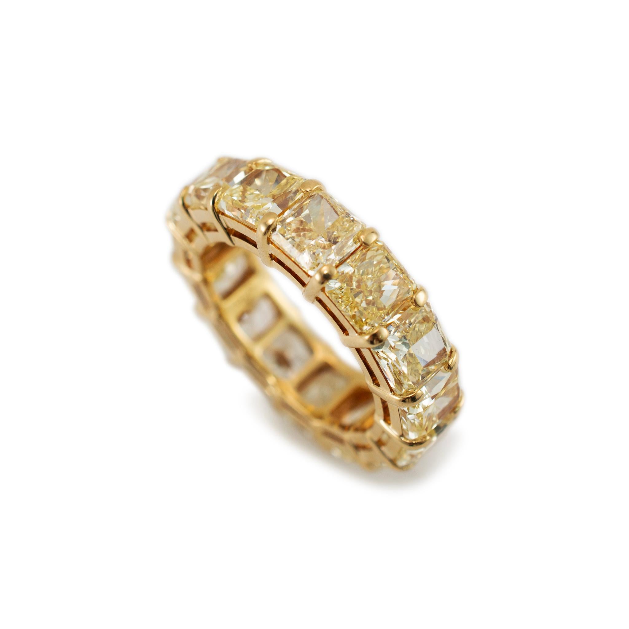 Brand: Kwiat

Gender: Ladies

Metal Type: 18K Yellow Gold

Ring Size: 5.5

Width: 5.75 mm

Weight: 6.34 grams

One ladies 18K yellow gold diamond wedding band with a comfort-fit shank. The metal was tested and determined to be 18K yellow gold.