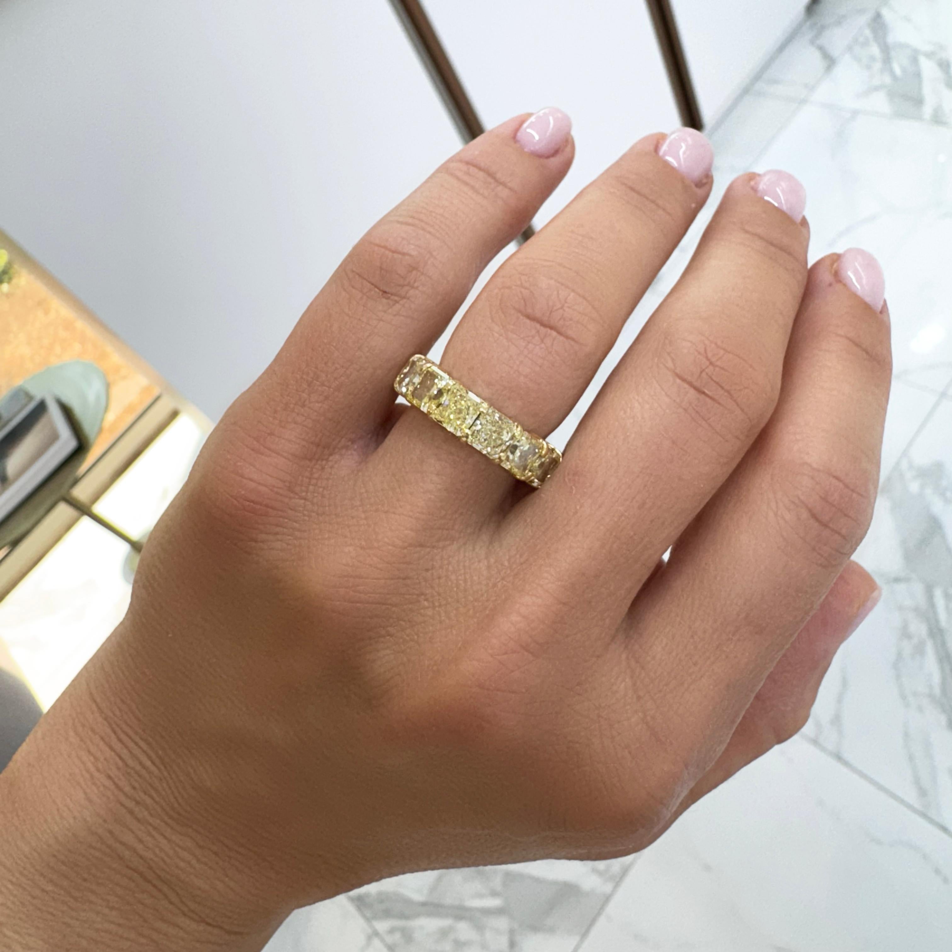 Kwiat 18K Yellow Gold Full Eternity Radiant Cut Yellow Diamond Wedding Band 1