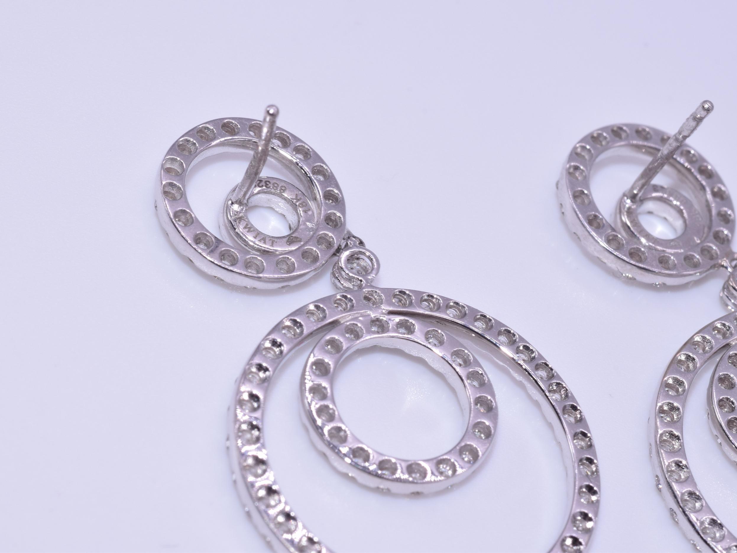 Round Cut Kwiat Contorno Diamond Earrings in 18 Karat White Gold