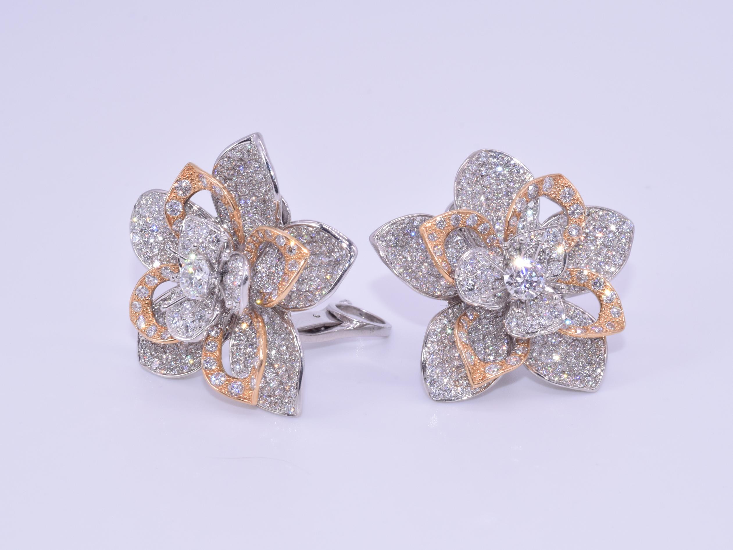 Contemporary Kwiat Diamond Flower Earrings from the Lotus Collection 18k White and Rose Gold