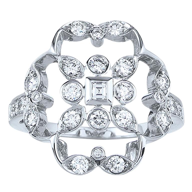 Kwiat Diamond Ring from the Crochet Collection in 18 Karat White Gold