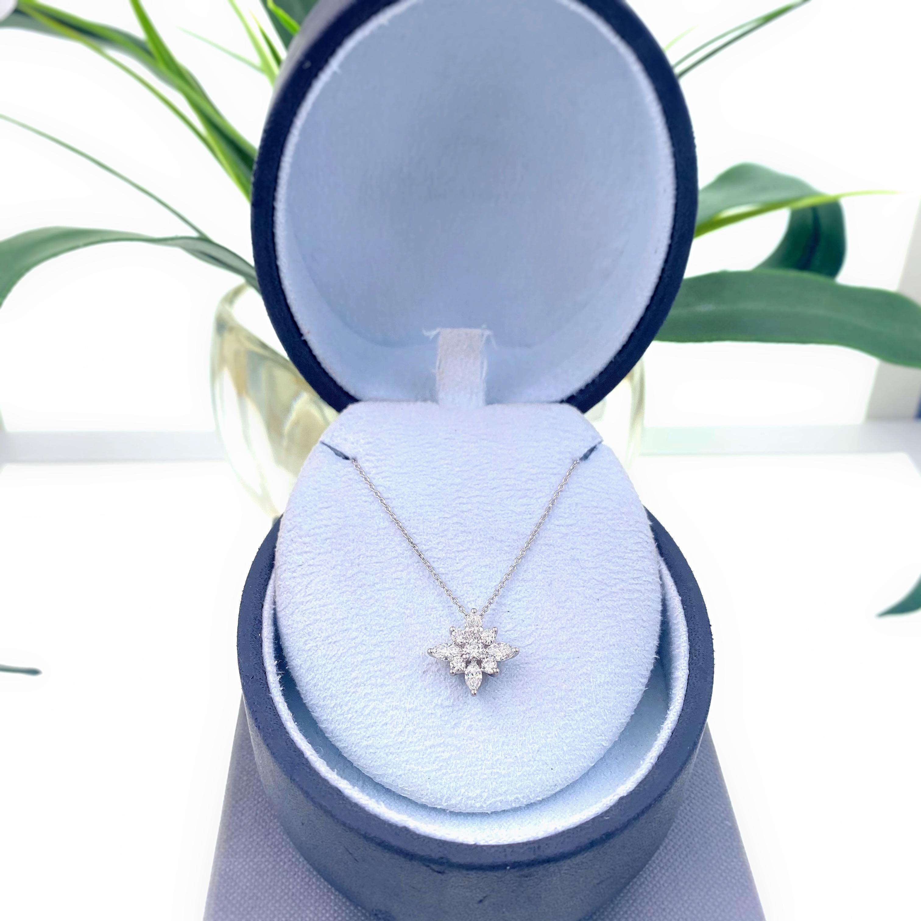 Round Cut KWIAT Large Diamond Star Collection Pendant 0.93 Carat in Platinum with Box
