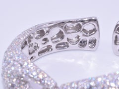 Kwiat Madison Avenue Dual Link Diamond Cuff in 18 Karat White Gold
