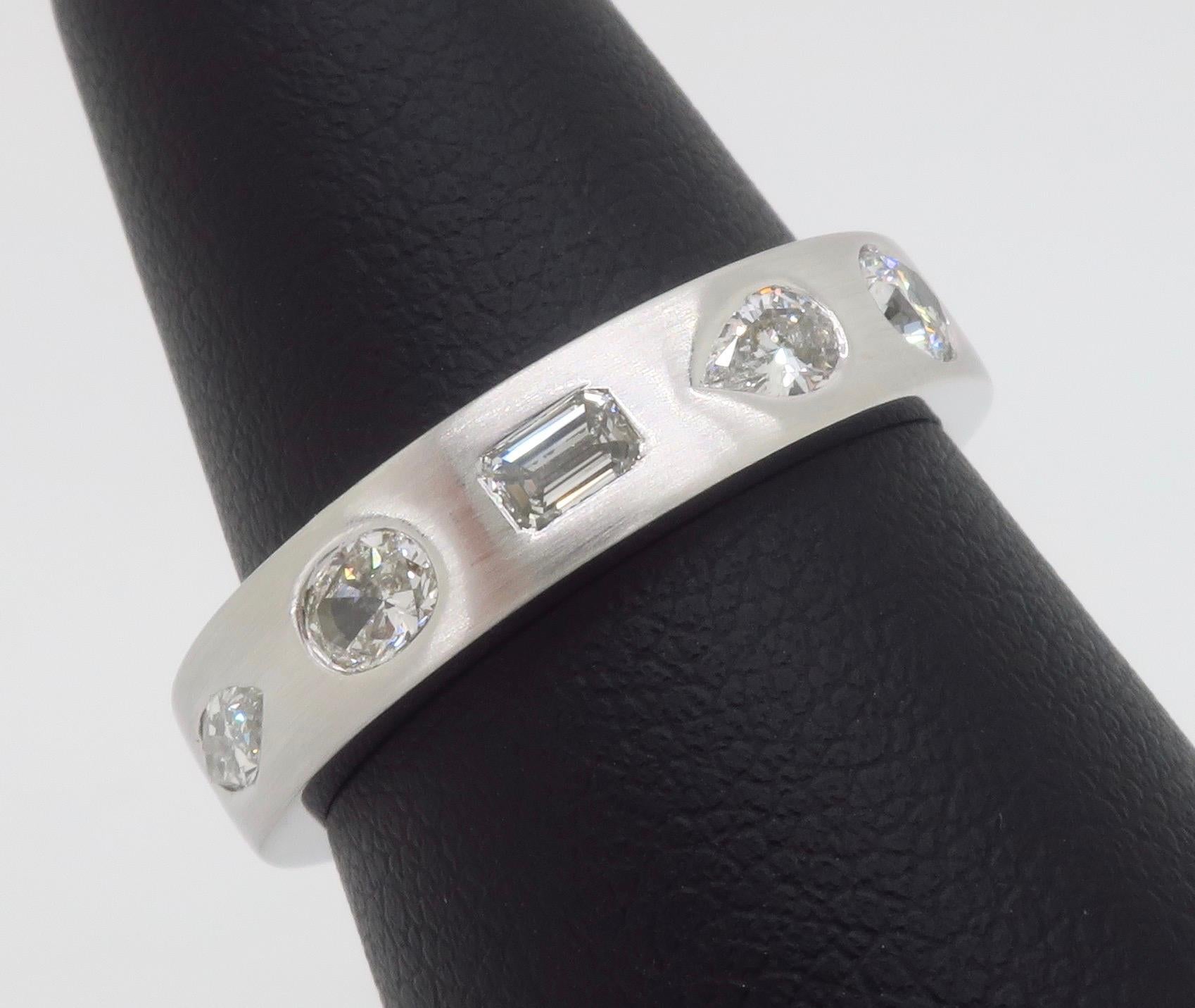 Kwiat Multi-Shaped Diamond Stackable Ring For Sale 9