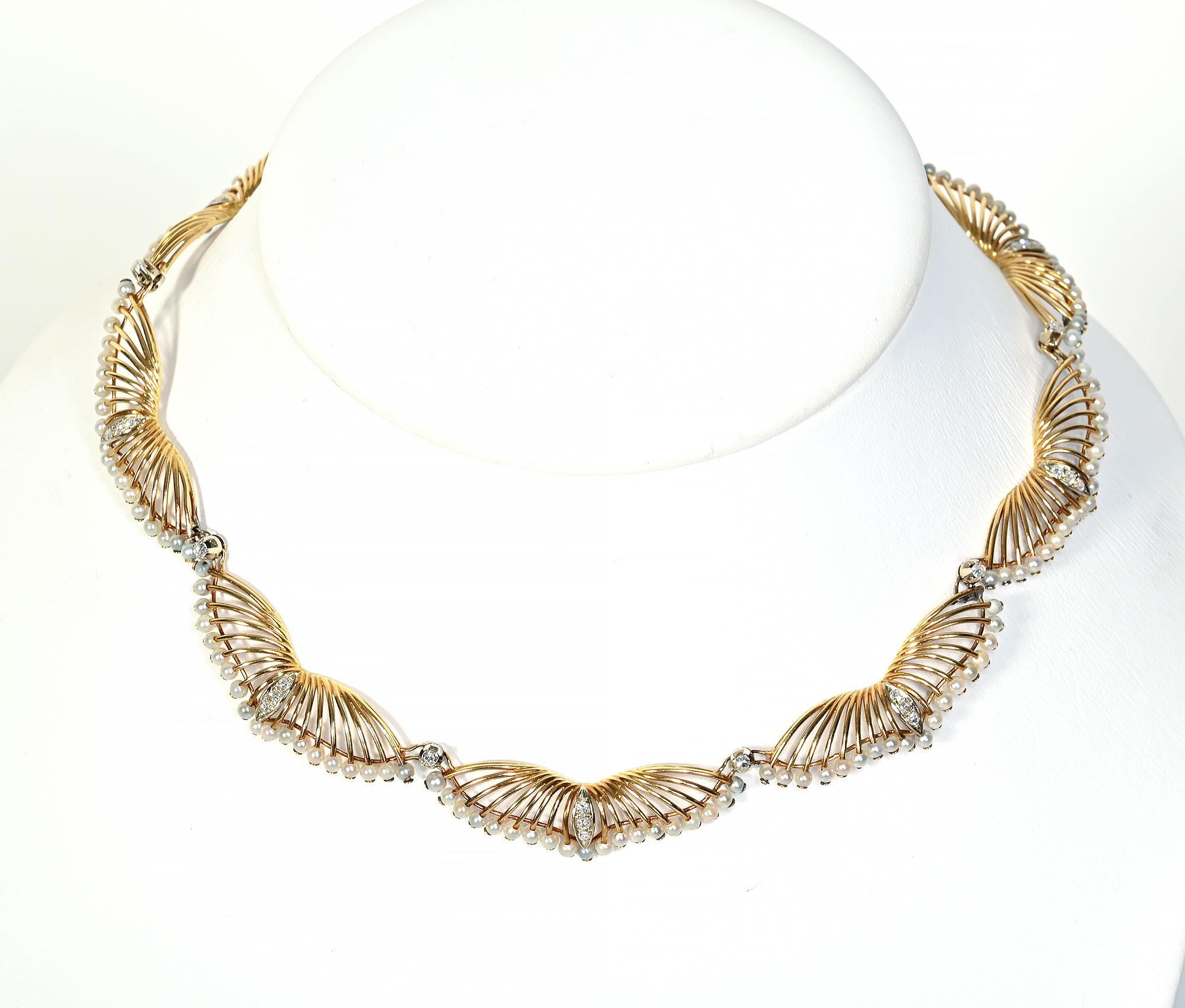 Kwiat Perlen und Diamanten Gold Halskette (Moderne) im Angebot