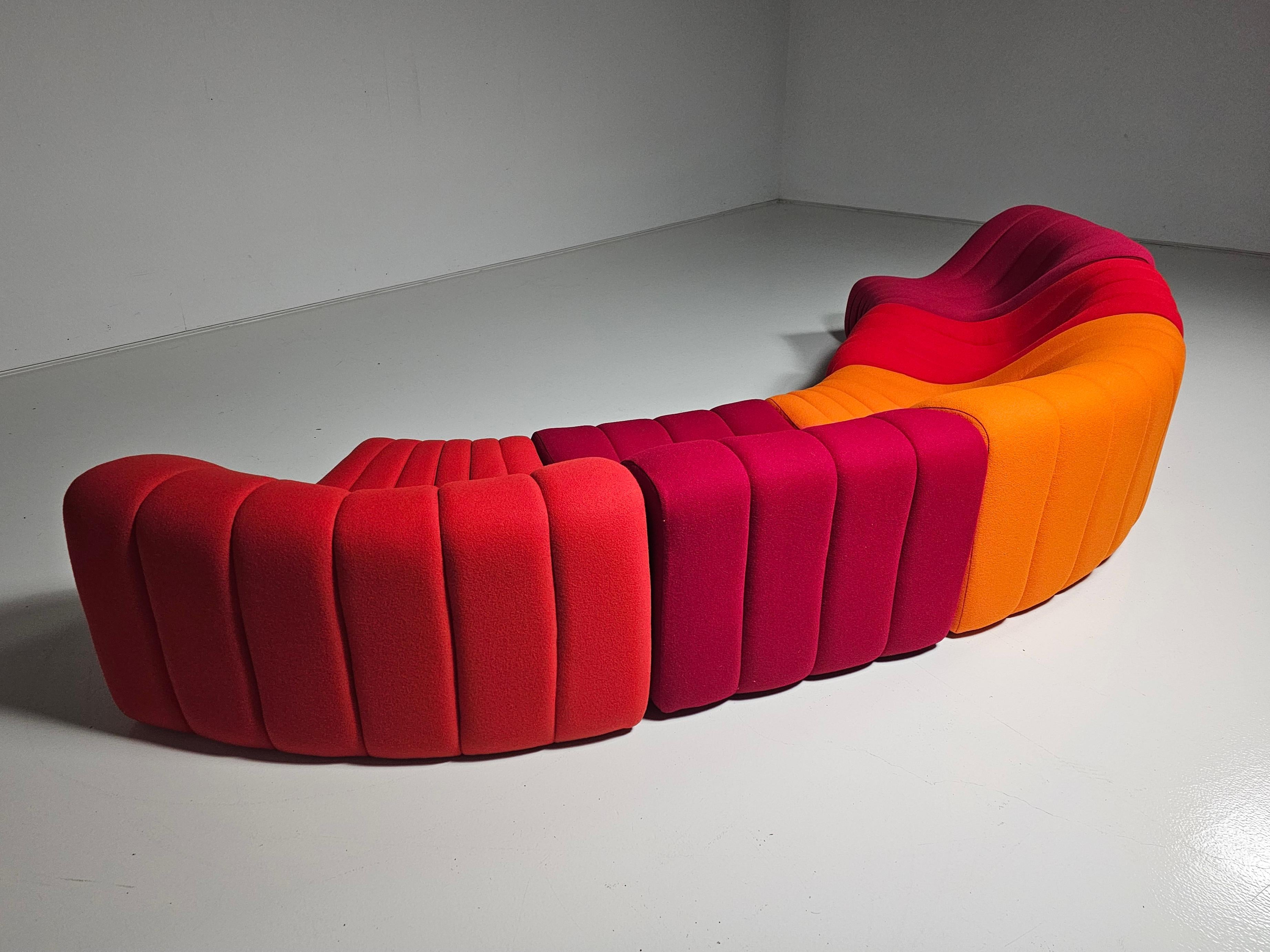 Kwok Hoi Chan 'Chromatic'  modular multi-color sofa, Steiner, 1970s For Sale 1