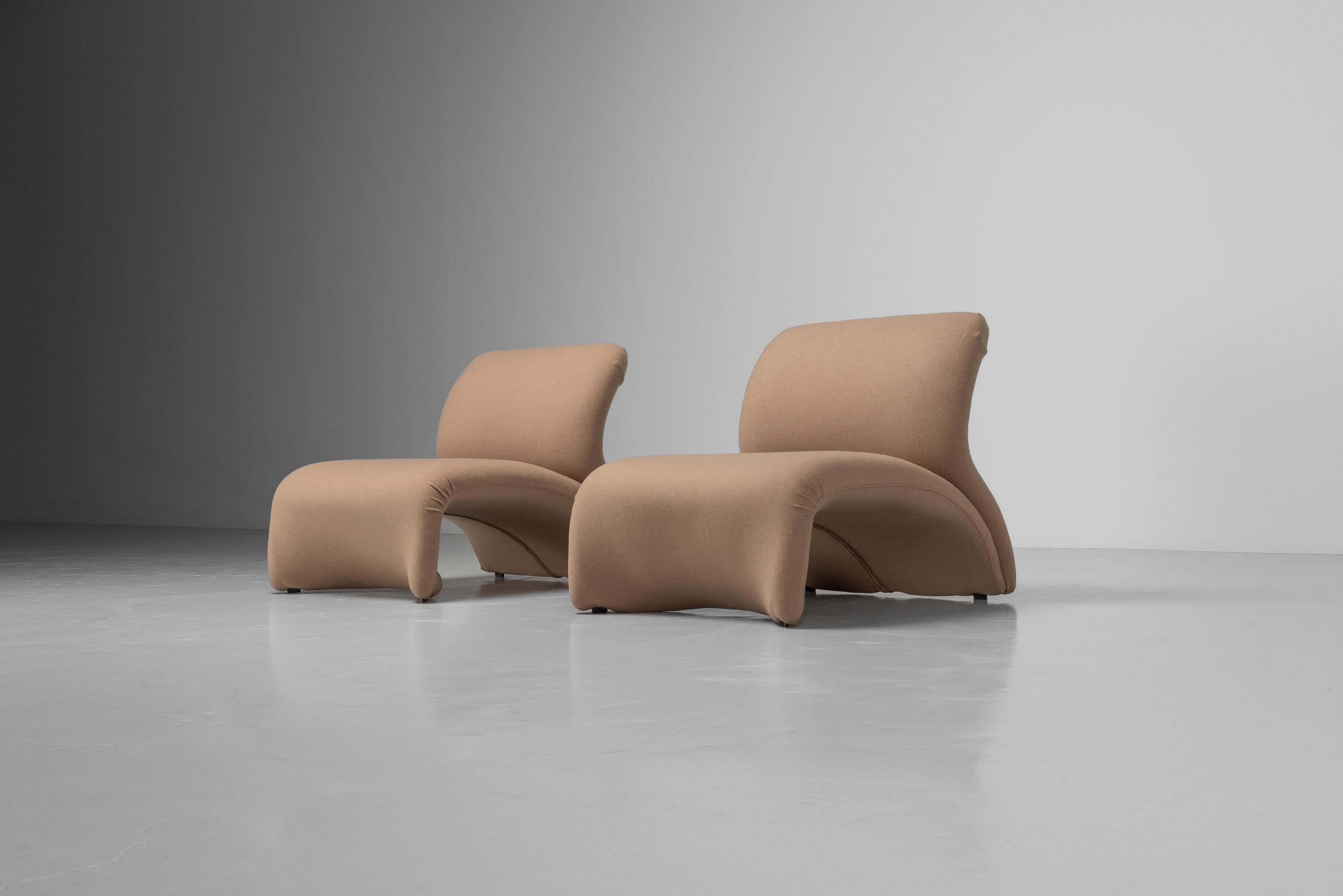 Français Kwok Hoi Chan Chaises longues Kaïdo Steiner France 1968 en vente