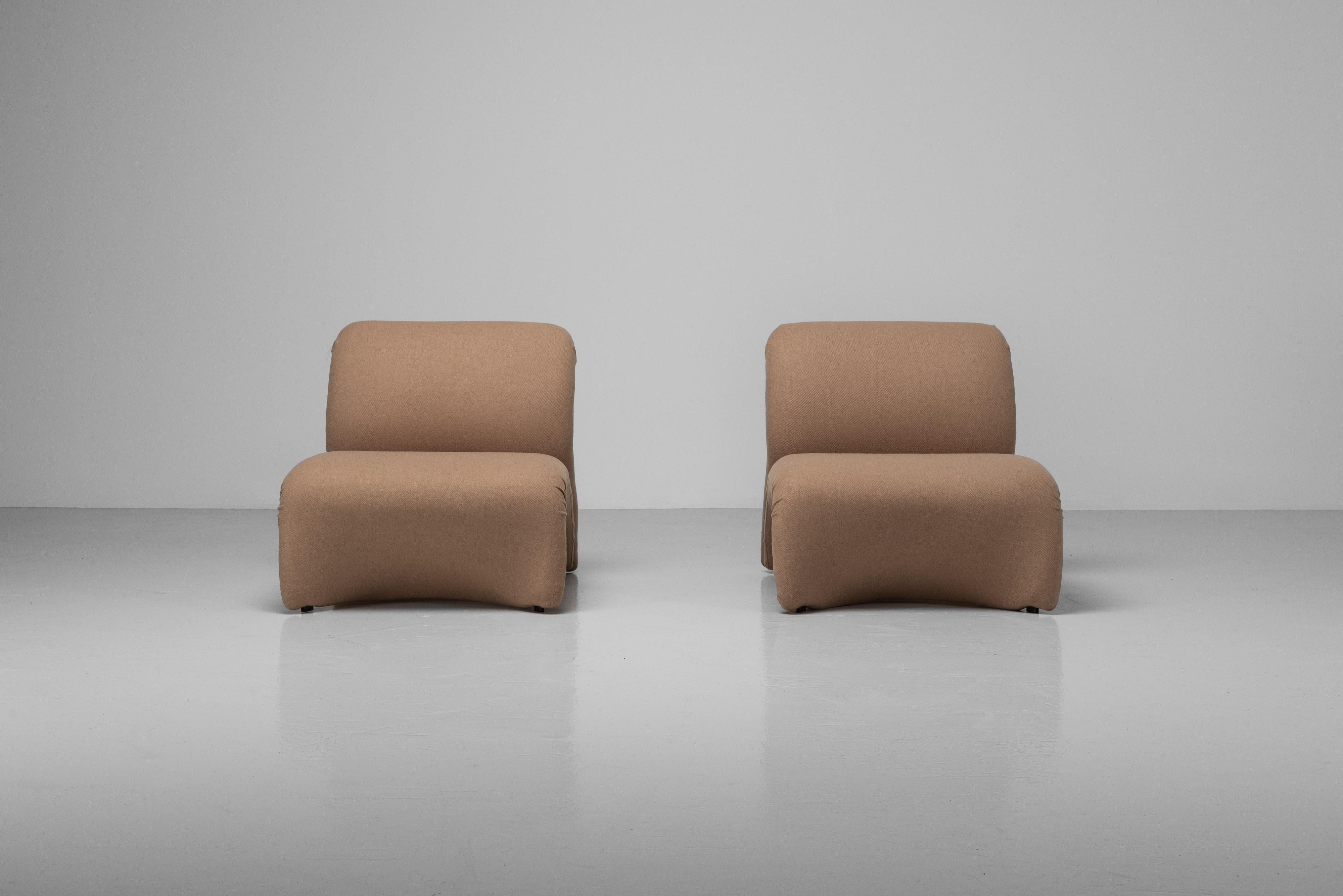 Tissu Kwok Hoi Chan Chaises longues Kaïdo Steiner France 1968 en vente