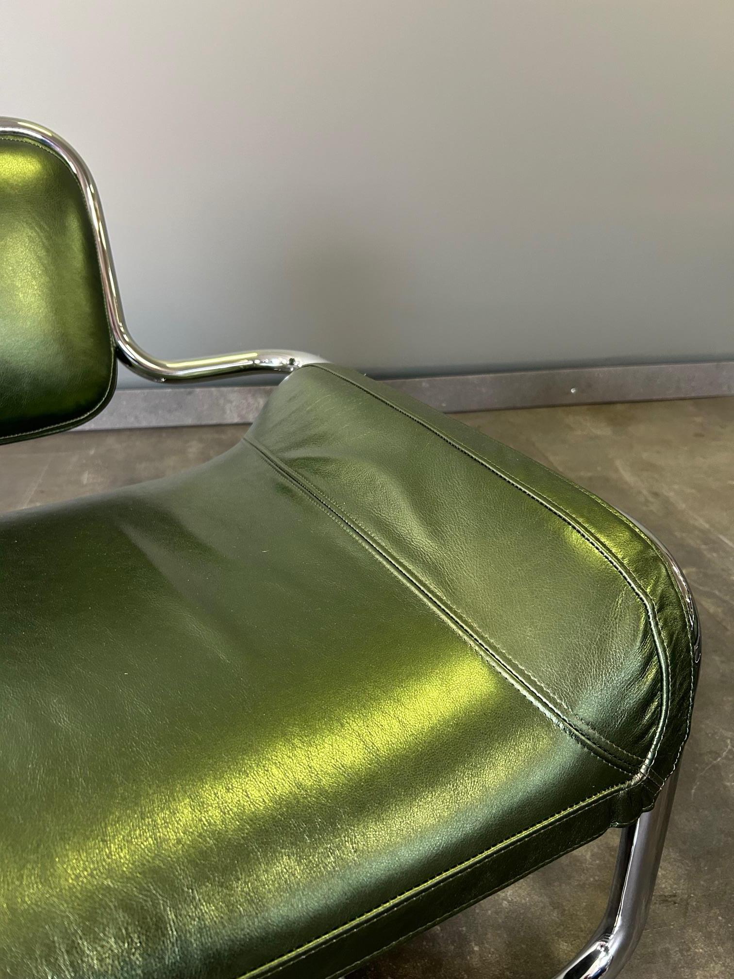 Kwok Hoi Chan Limande para Steiner, década de 1970 en venta 7