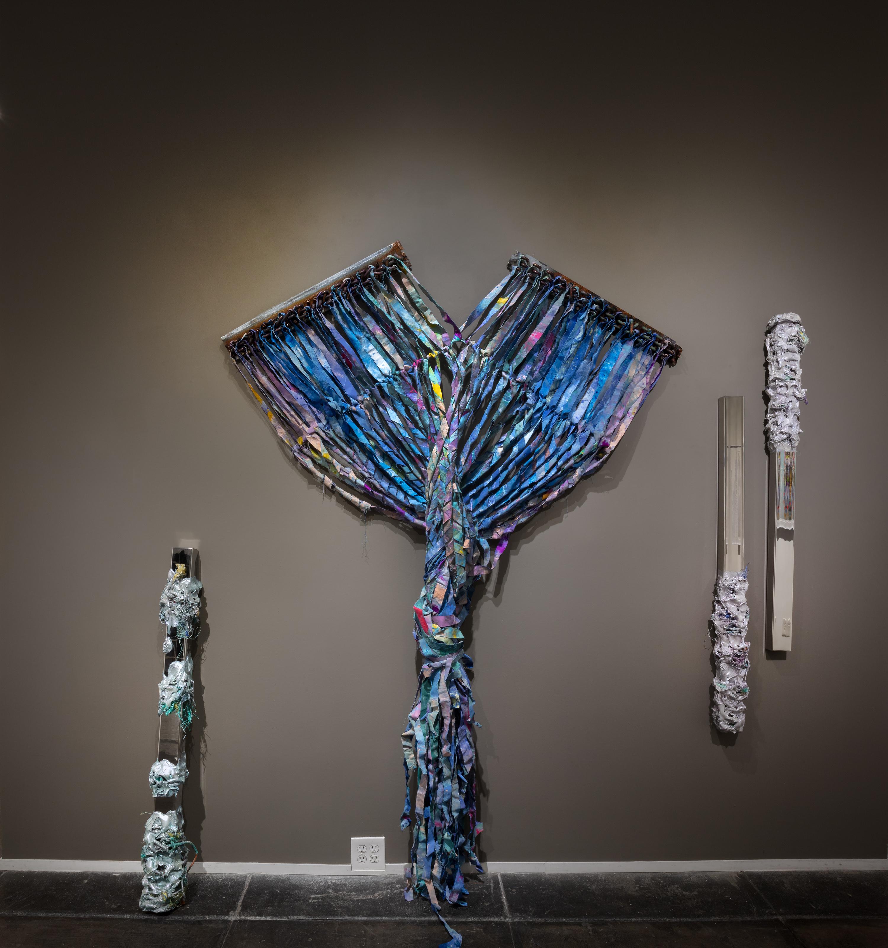 Aurae - Beige Abstract Sculpture by KX2: Ruth Avra + Dana Kleinman