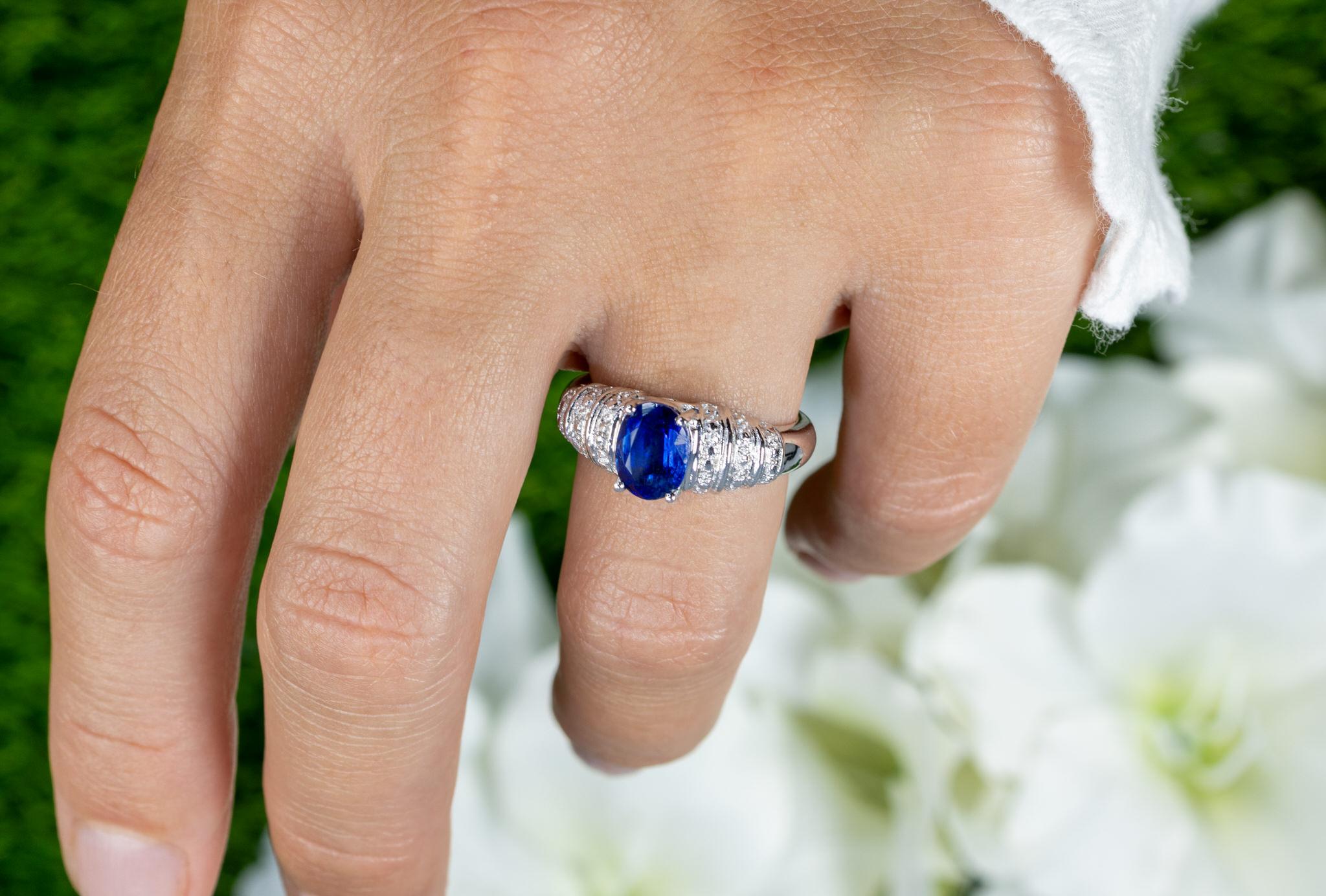 Kyanite Ring 1.39 Carats Sterling Silver For Sale 1