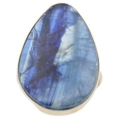 Kyanite ring
