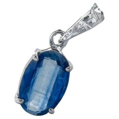 Kyanite Silver Pendant Oval Snow Blue Gradient Gemstone lotr Style gift