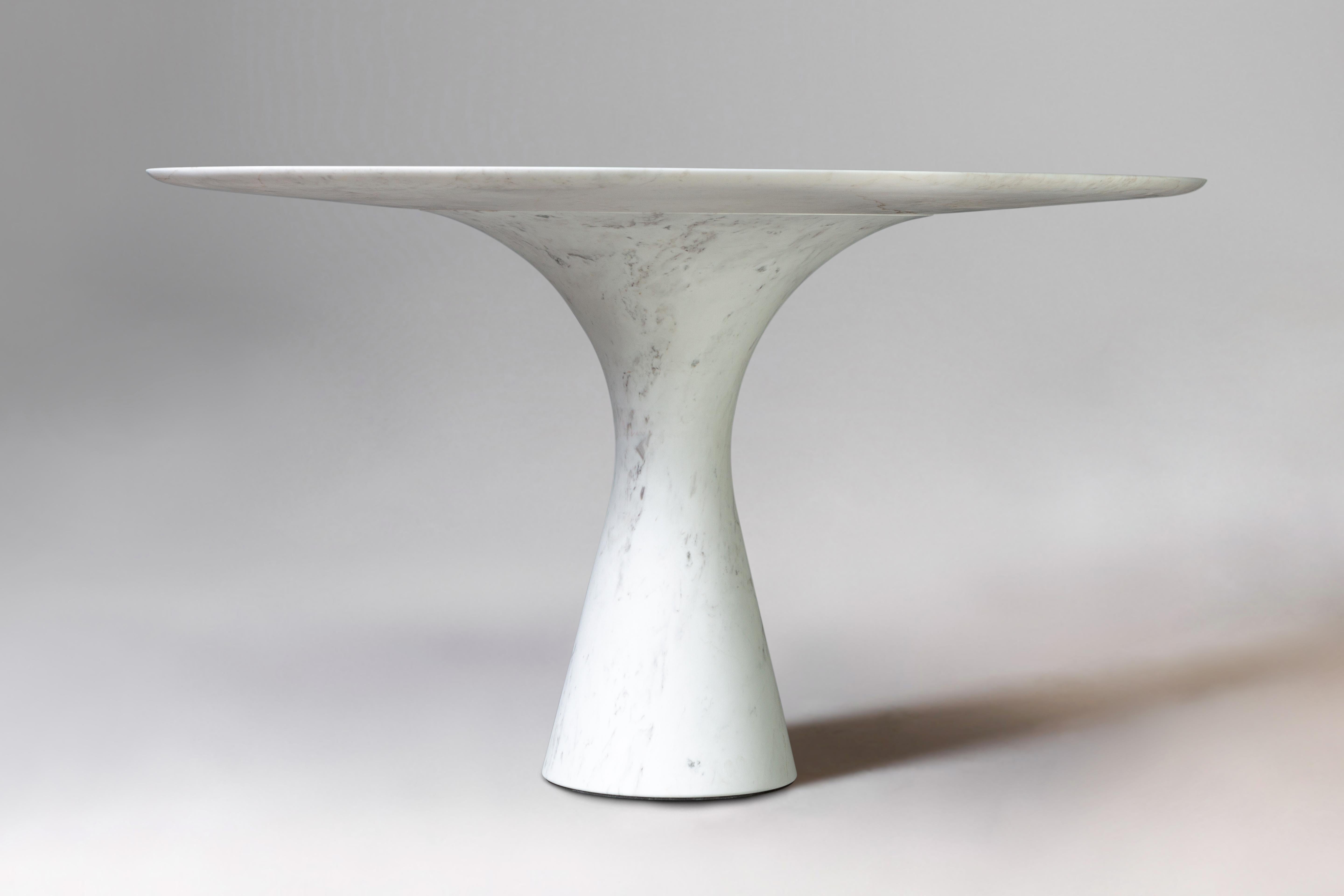 Post-Modern Kyknos Refined Contemporary Marble Dining Table 250/75 For Sale