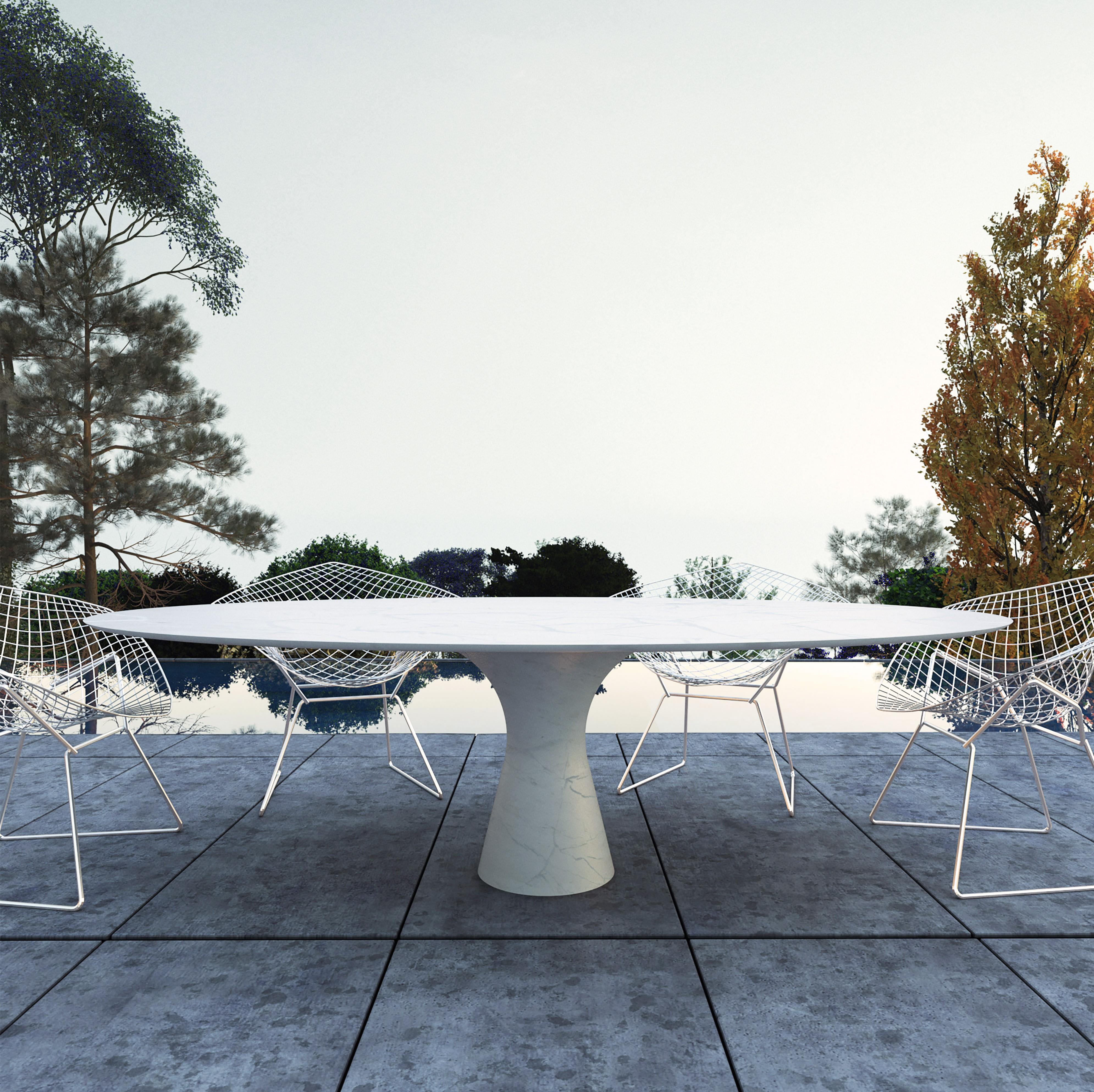 Marbre Table ovale contemporaine raffinée Kyknos en marbre 210/75 en vente