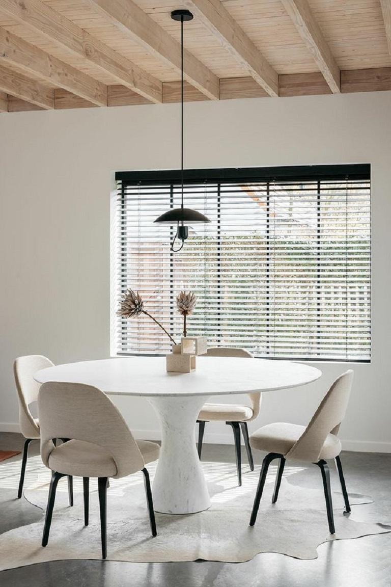 XXIe siècle et contemporain Kynos Refined Contemporary Marble Dining Table 160/75 en vente