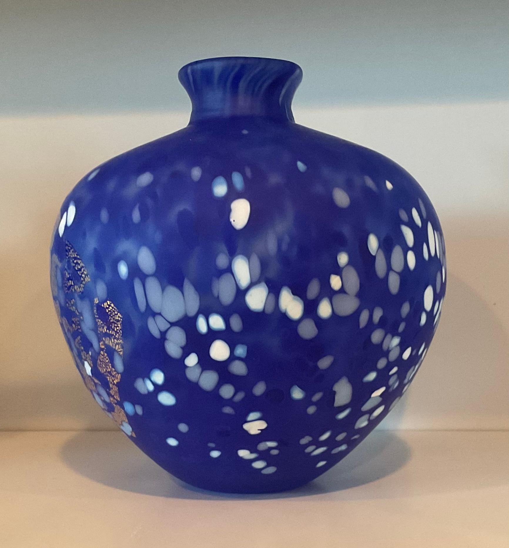 Late 20th Century Kyohei Fujita Japanese Studio Glass Vase Signed by the Artist Vibrant Blue