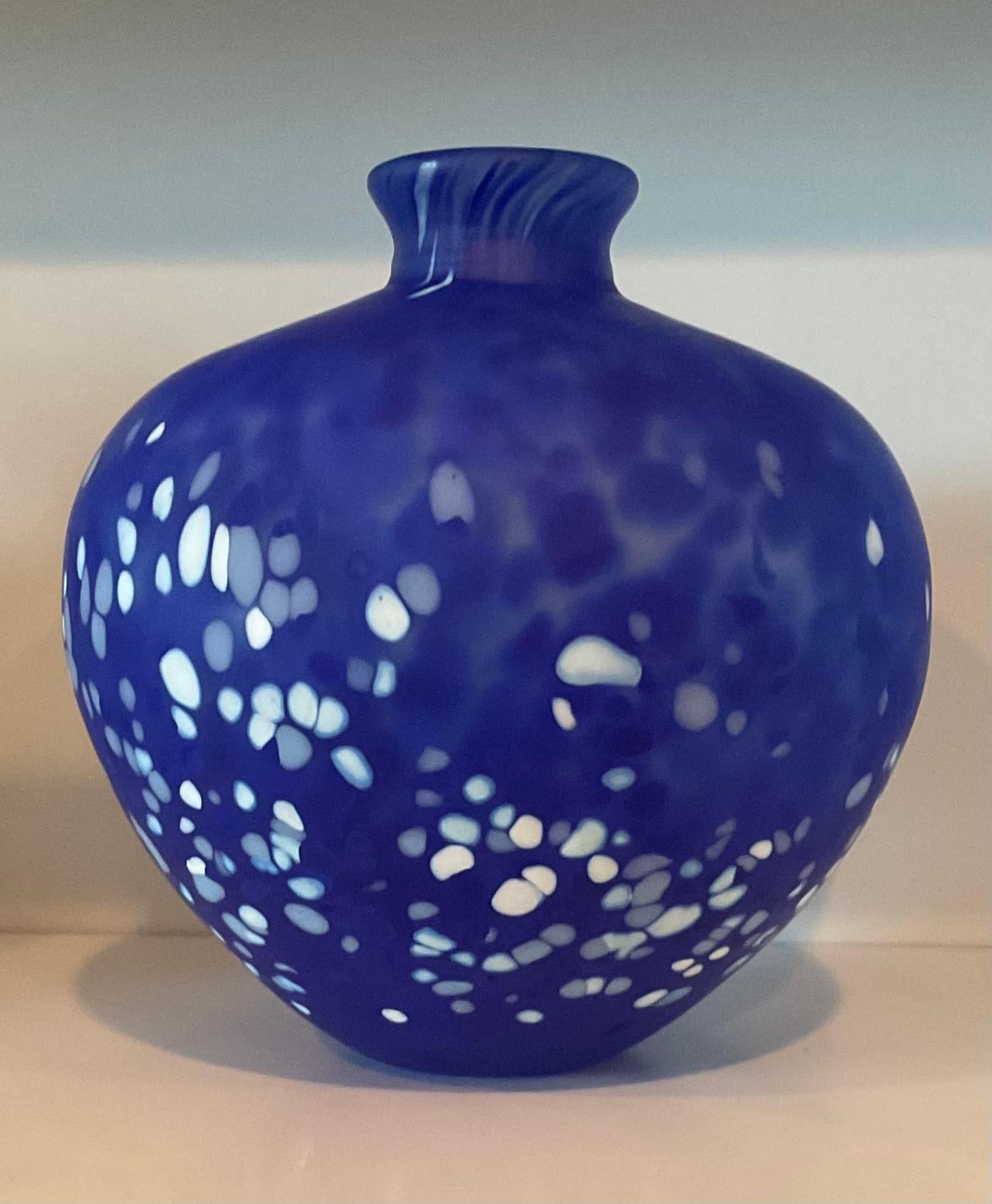 Blown Glass Kyohei Fujita Japanese Studio Glass Vase Signed by the Artist Vibrant Blue