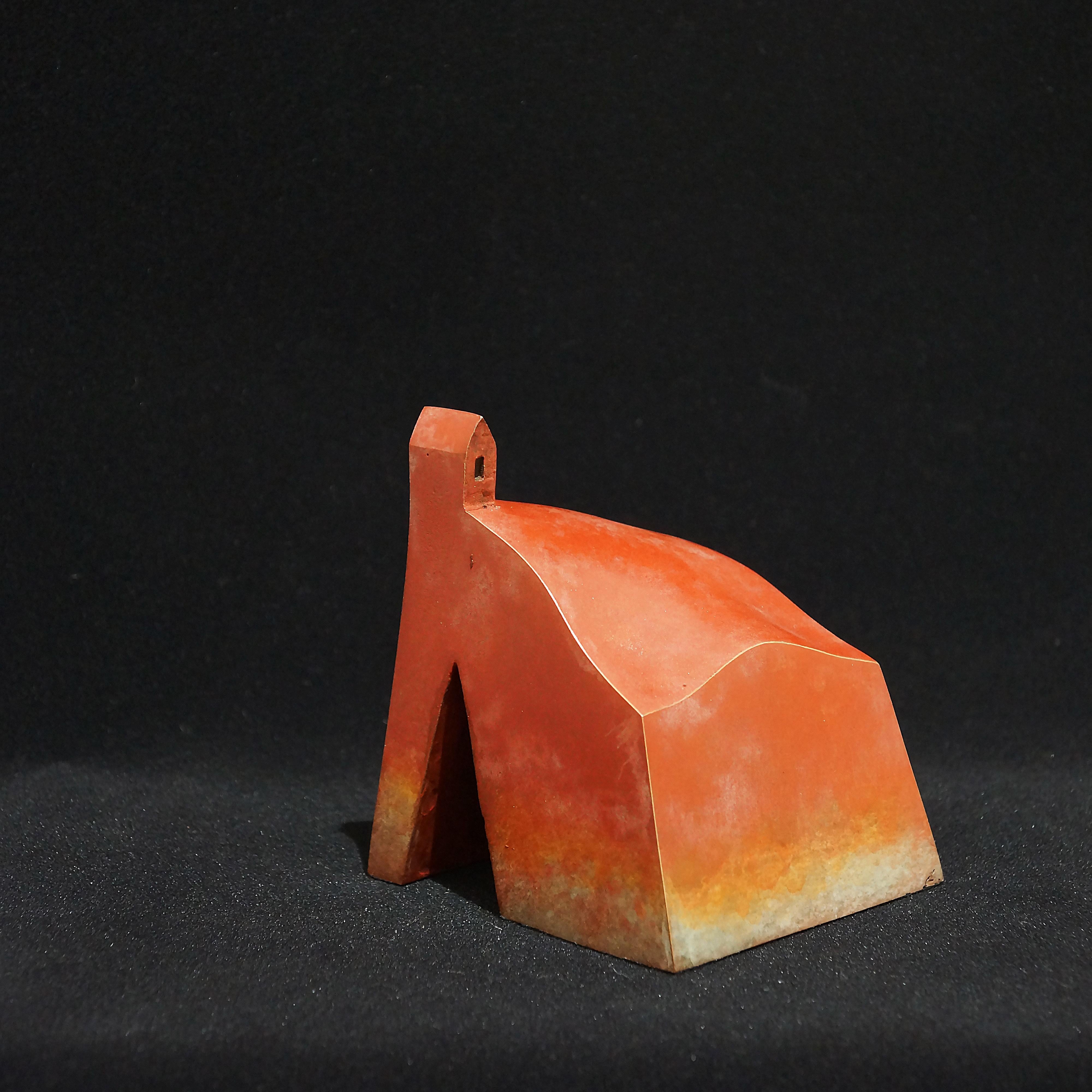 Autumn, bronze sculpture with red patina, 10 x 8 x 8 cm , 2025 - Sculpture by Kyoji Nagatani
