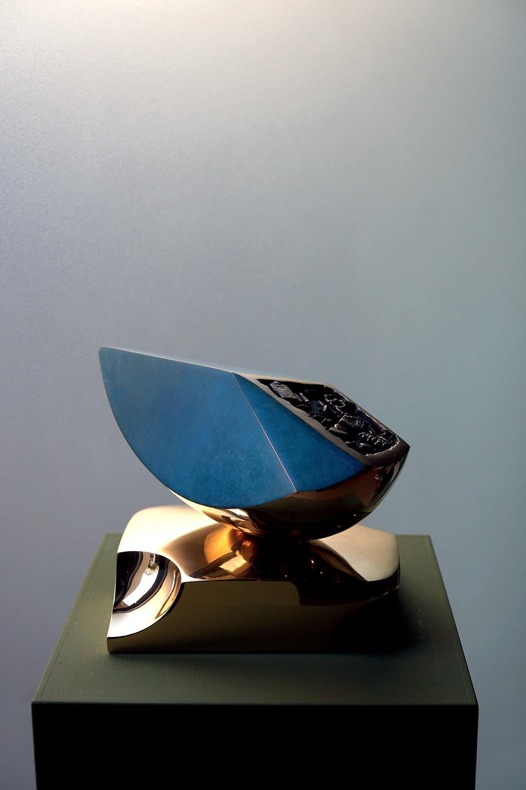 Kyoji Nagatani Abstract Sculpture - Neptune's gift (Il dono di nettuno)